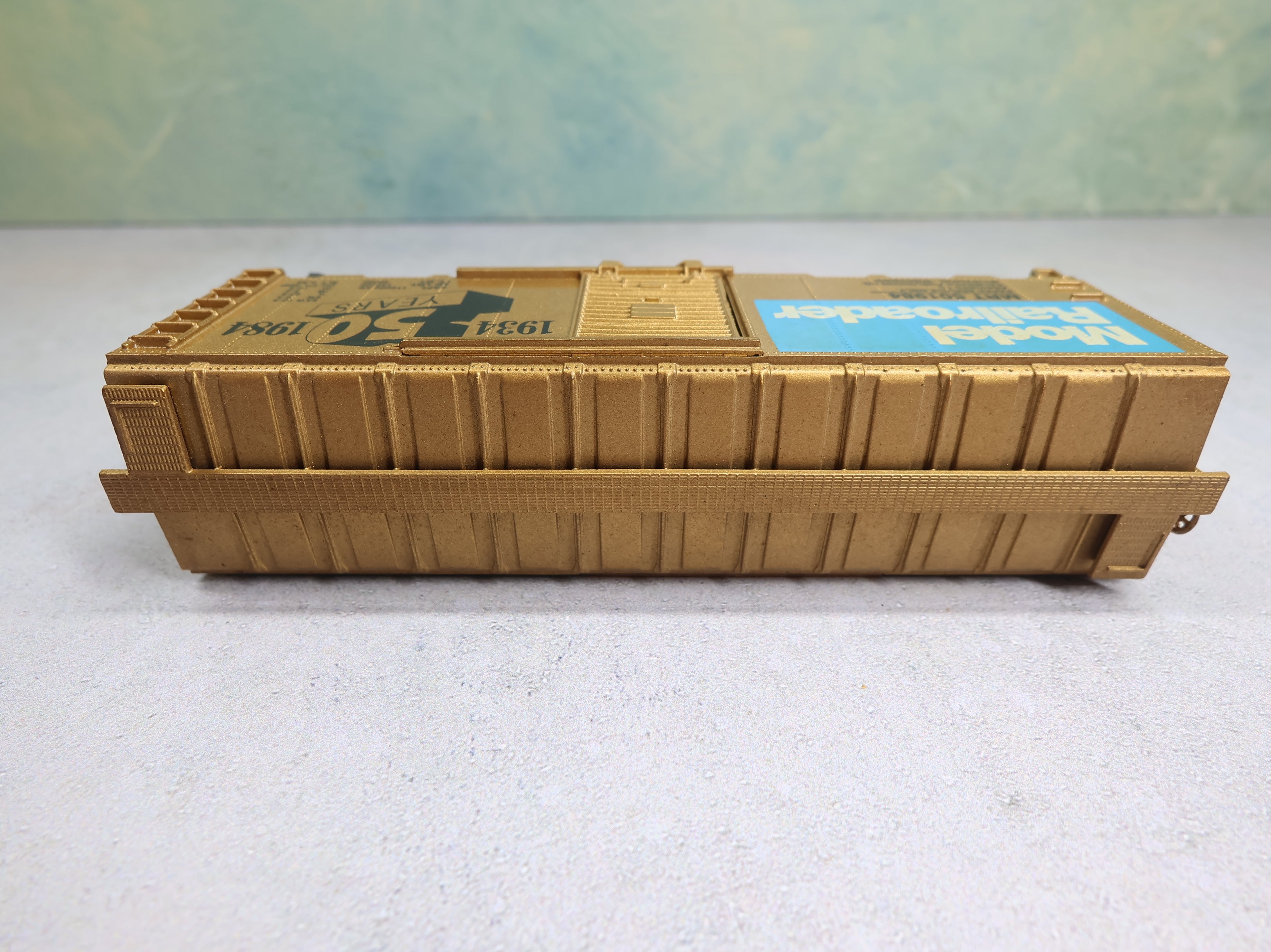 USED Athearn HO Scale 40' Box Car Model Railroader MRT #501984