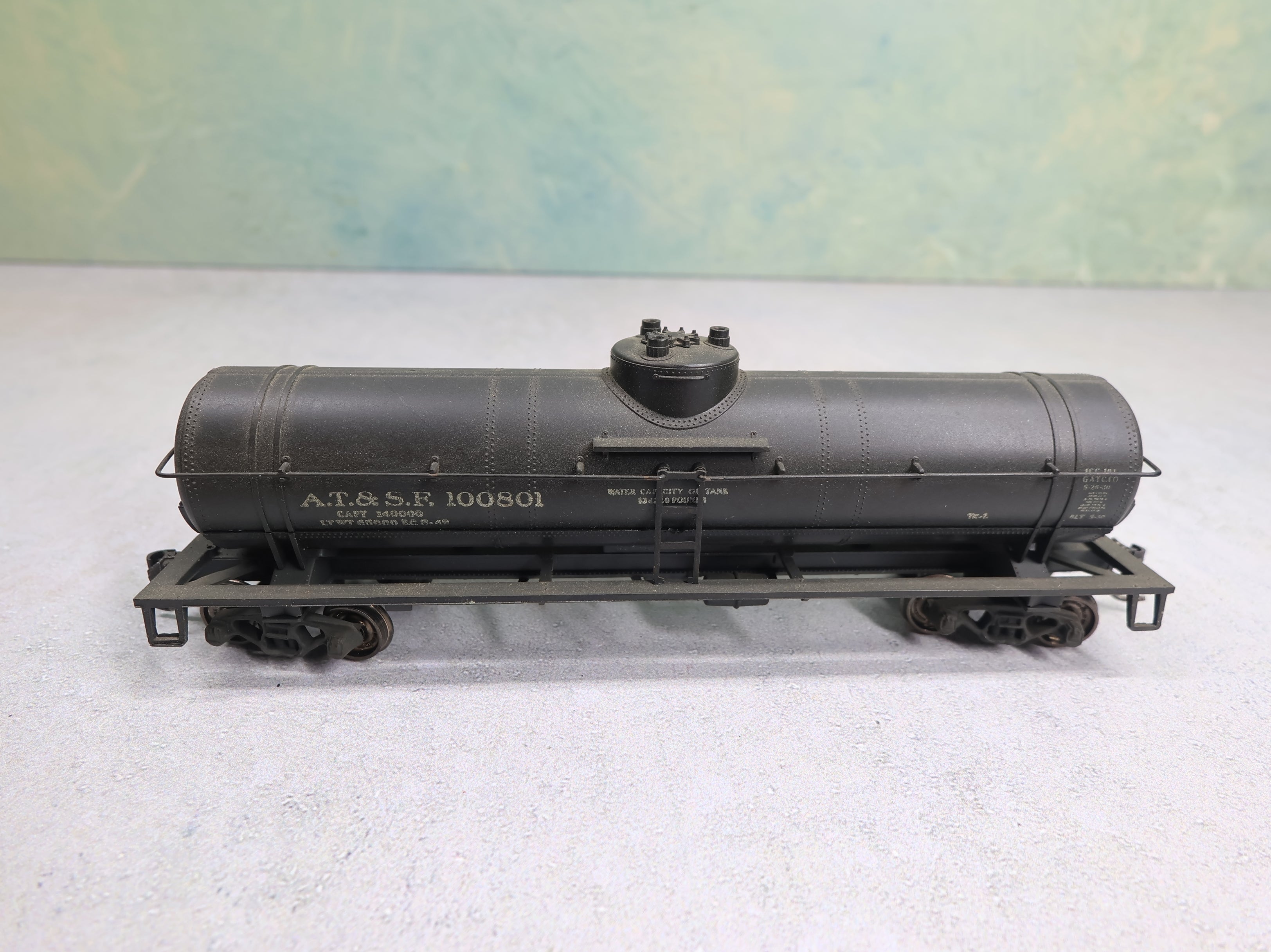 USED Athearn HO Scale Single Dome Tank Car Santa Fe ATSF #100801