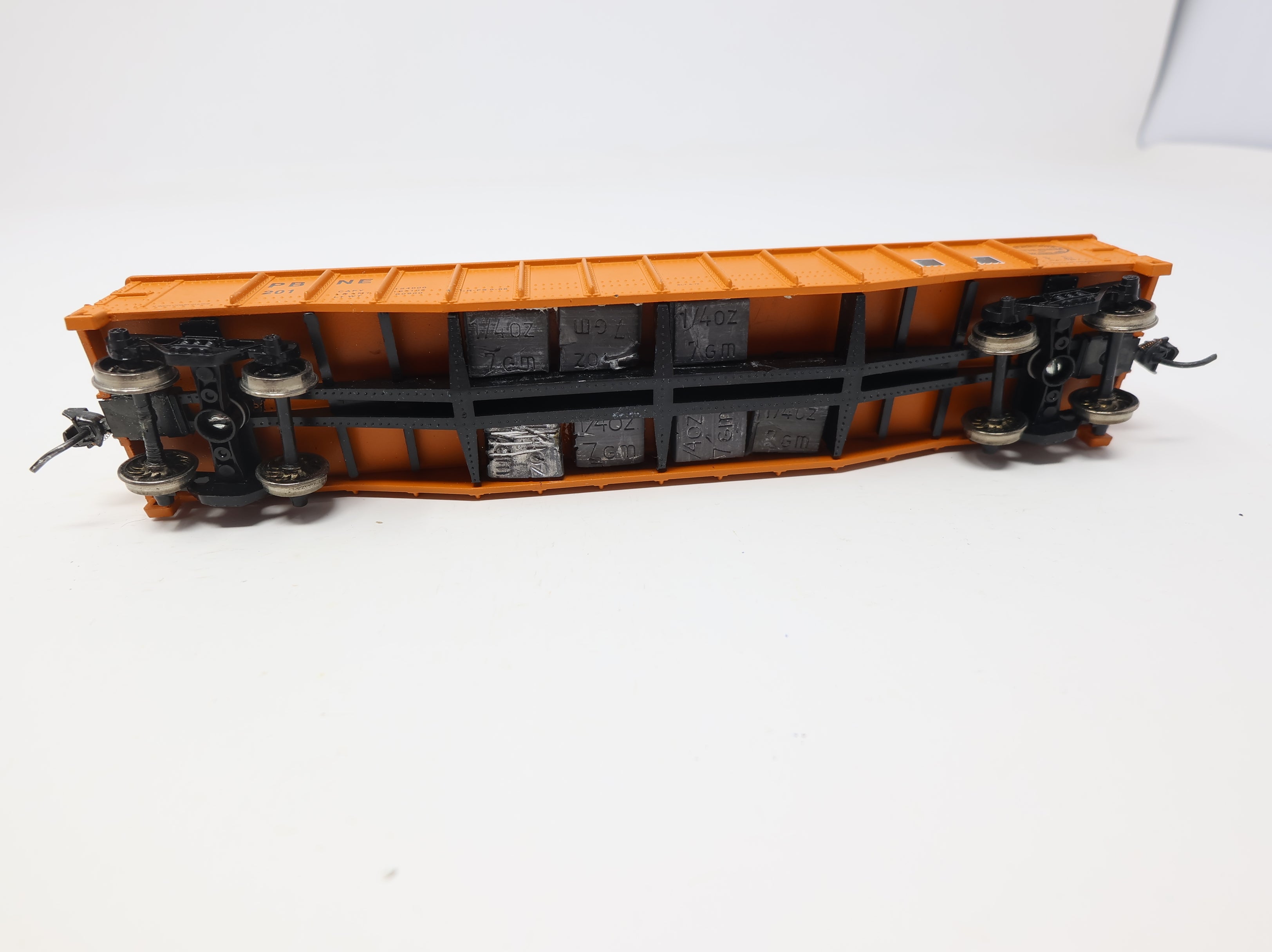 USED Athearn HO Scale 50' Gondola w/ Black Bethlehm Steel Load Philadelphia, Bethlehem and New England PBNE #201