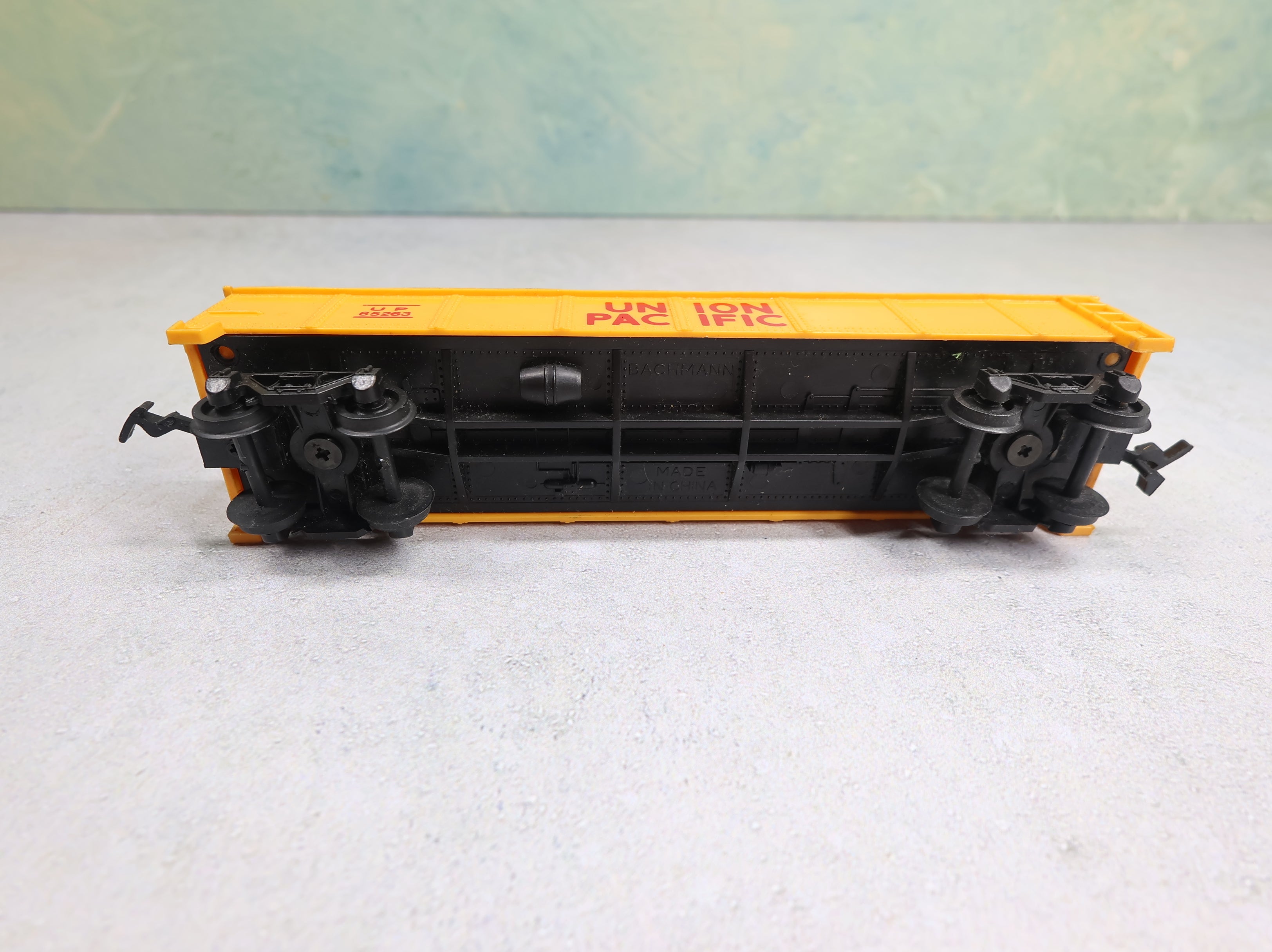 USED Bachmann HO Scale 40' Gondola Union Pacific UP #65263