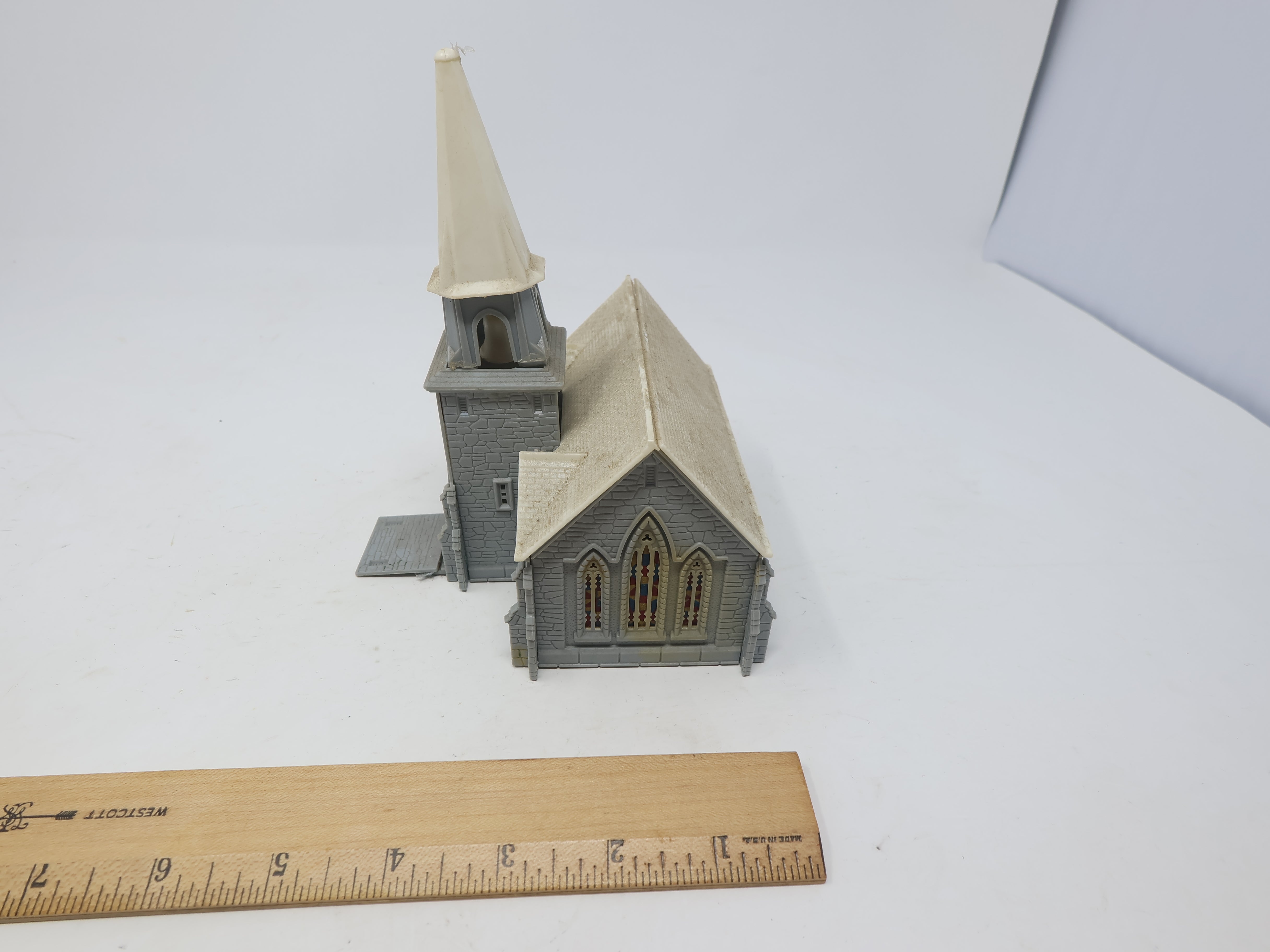 USED HO Scale, Gray Church