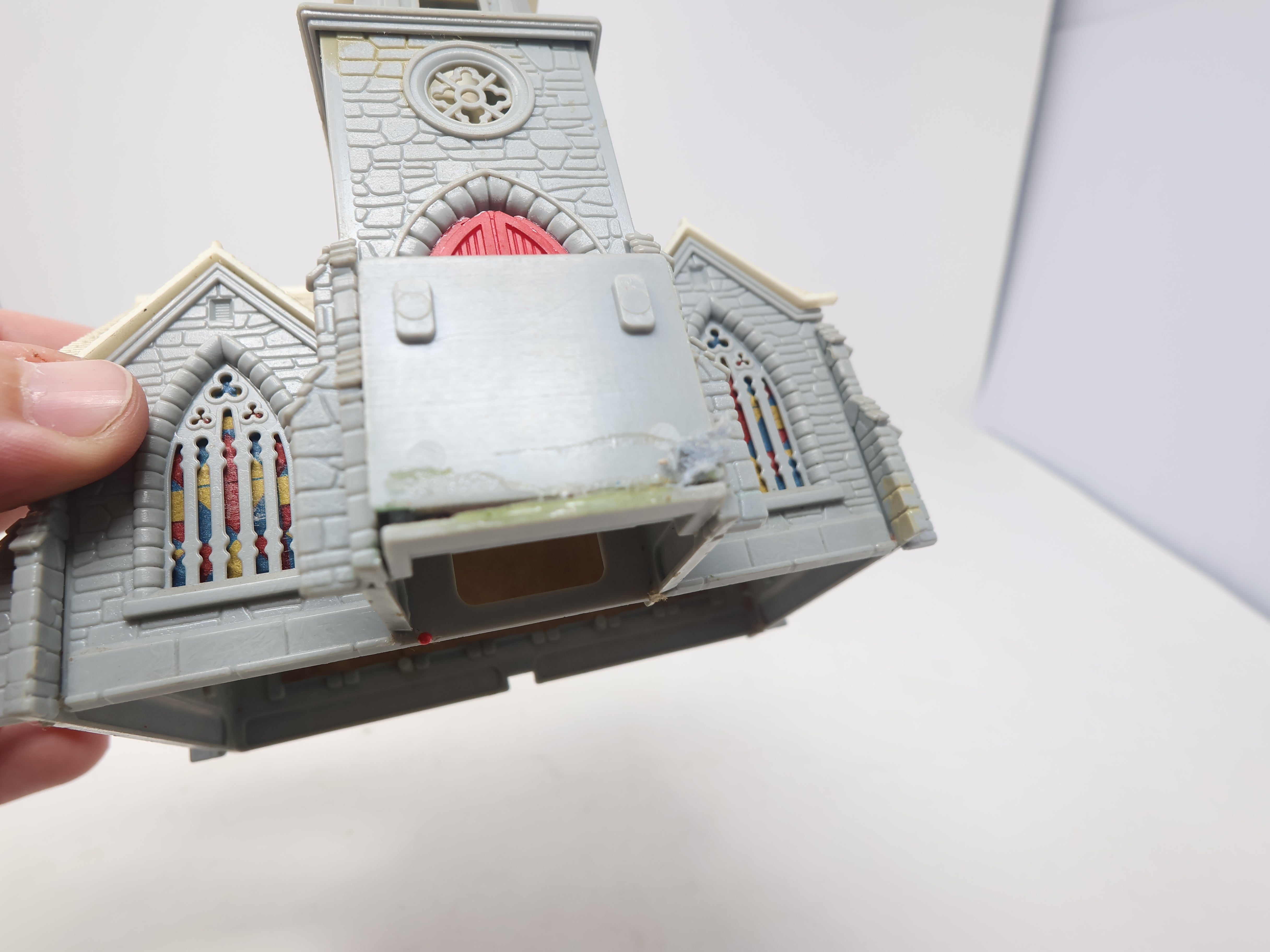 USED HO Scale, Gray Church