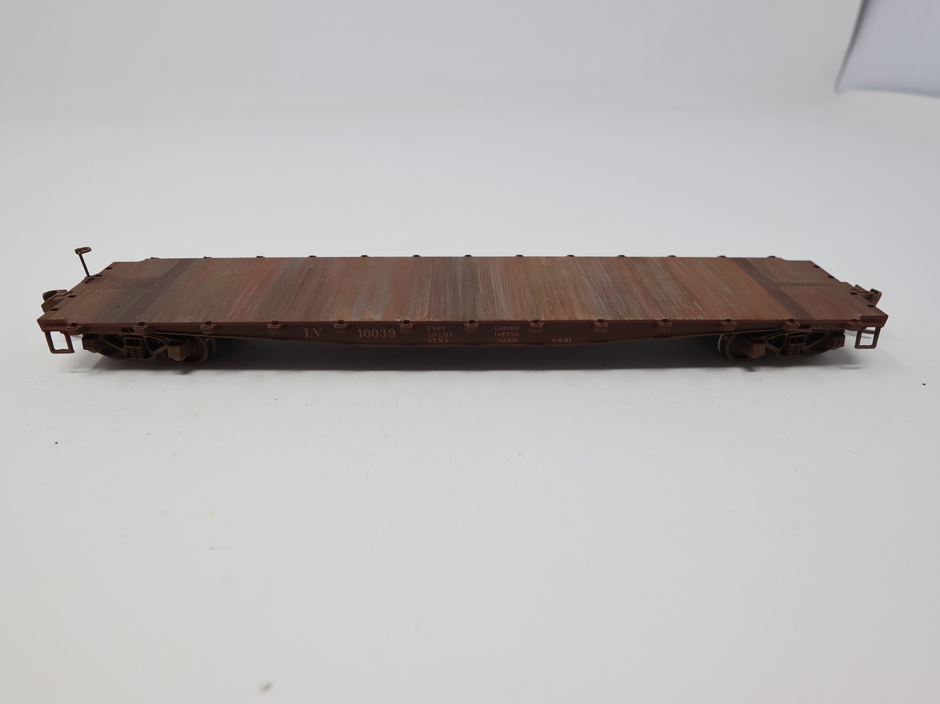 USED Bowser HO Scale 50' Flat Car Lehigh Valley LV #10039 Weathered