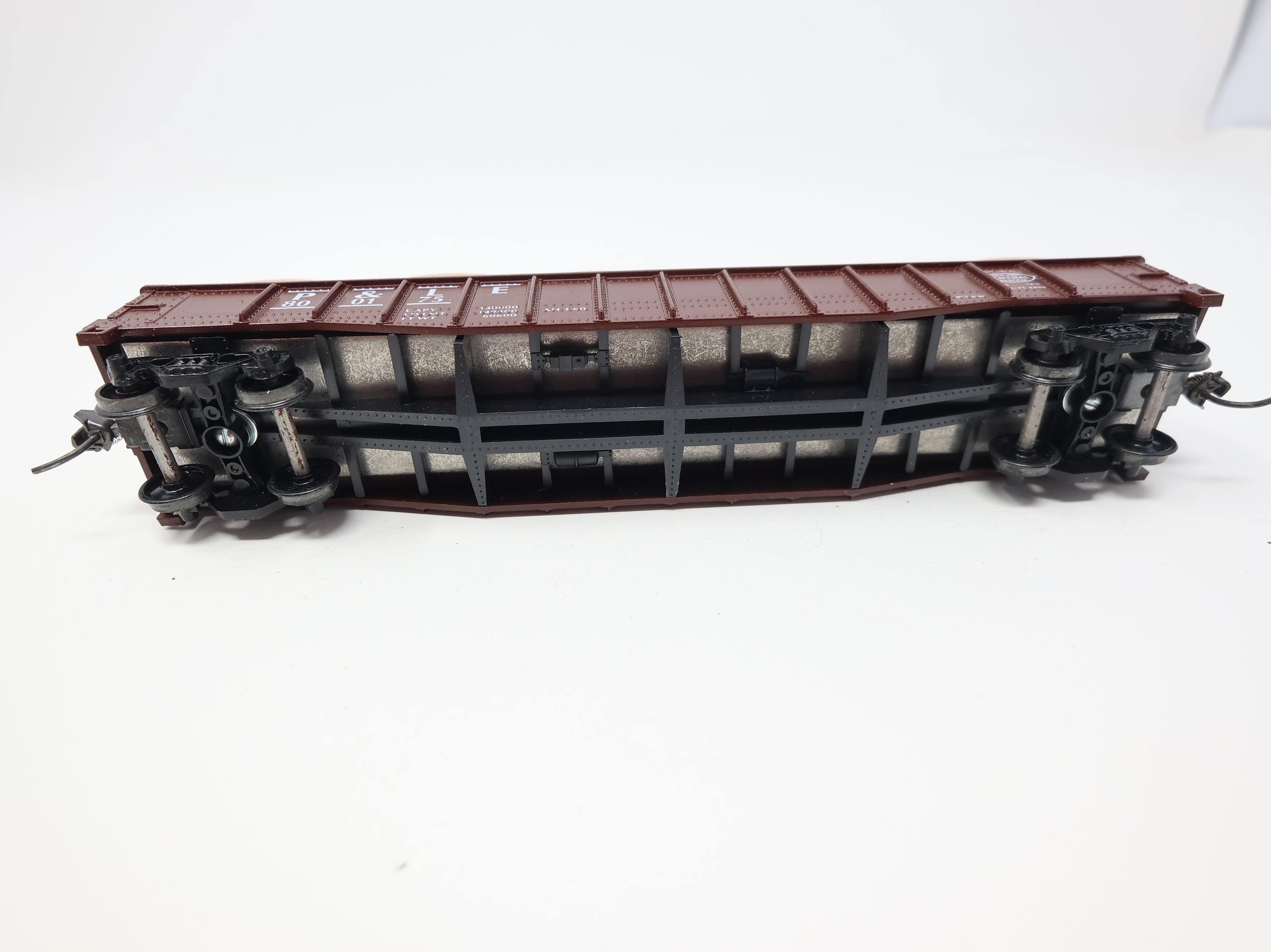 USED Athearn HO Scale 50' Gondola w/ Load Pittsburgh and Lake Erie P&LE #800175