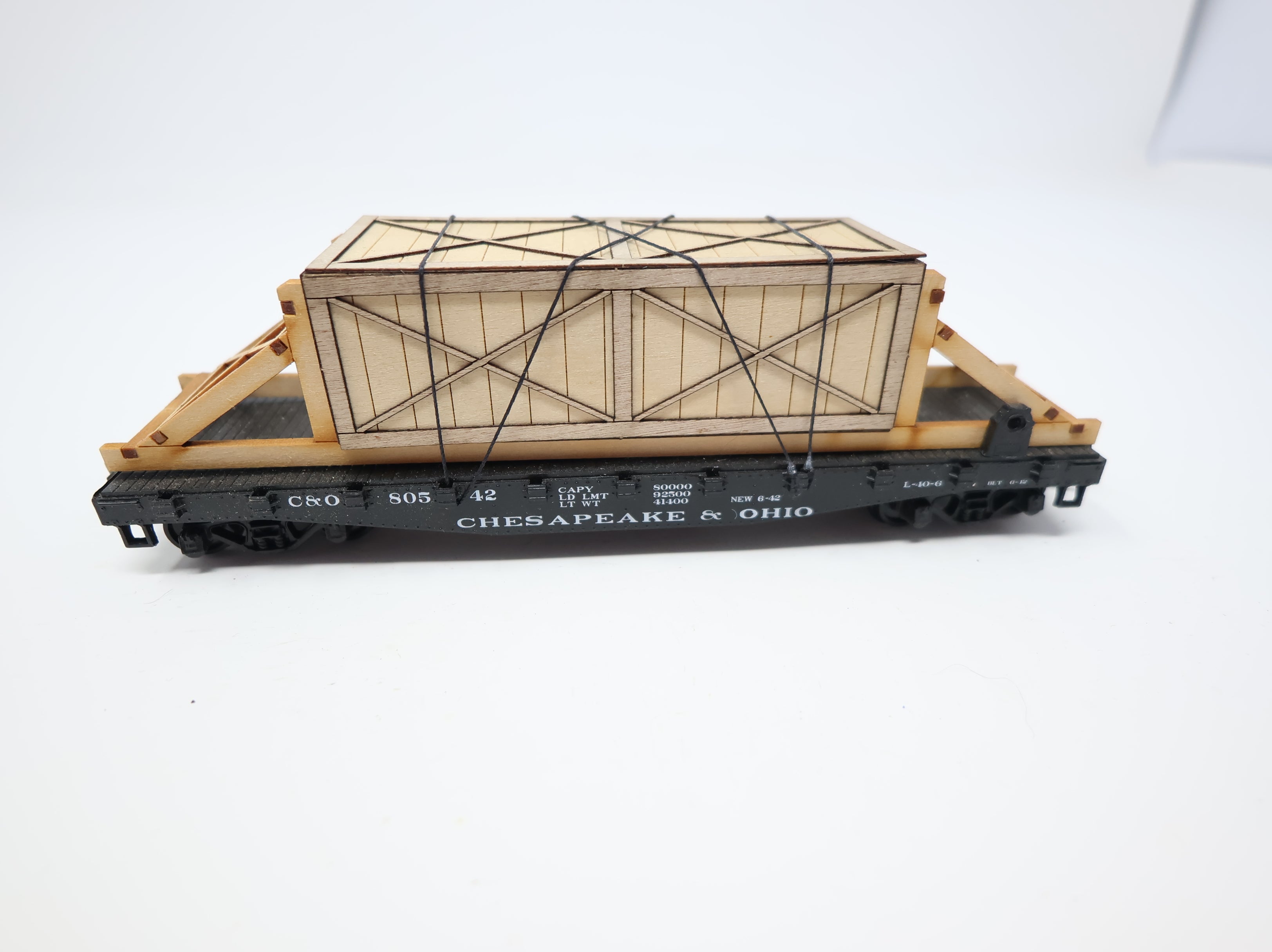 USED Athearn HO Scale 40' Flat Car w/ Load Chesapeake and Ohio C&O #80542