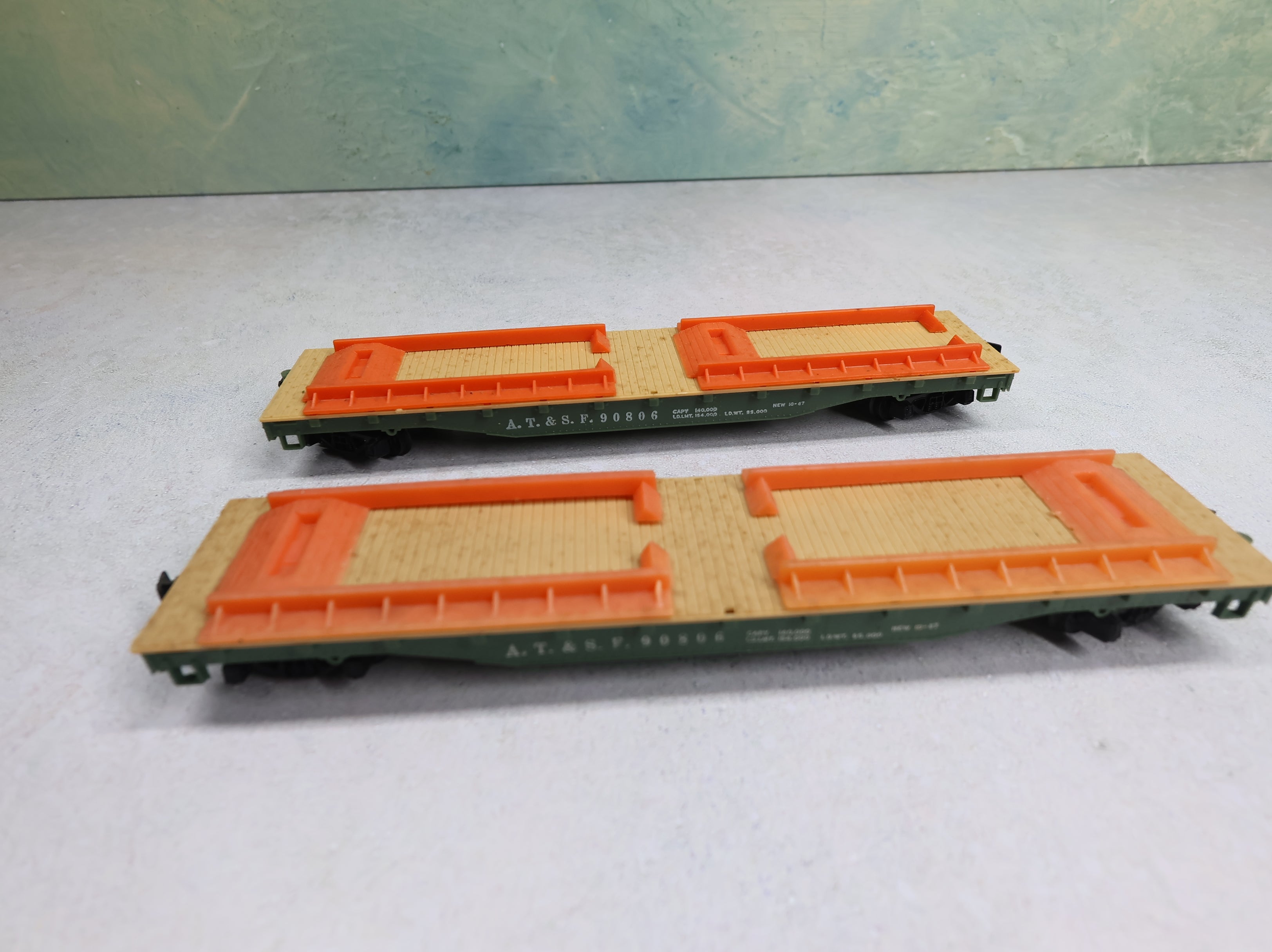 USED Mantua HO Scale 50' Flat Car Santa Fe ATSF #90806 (2 pcs)