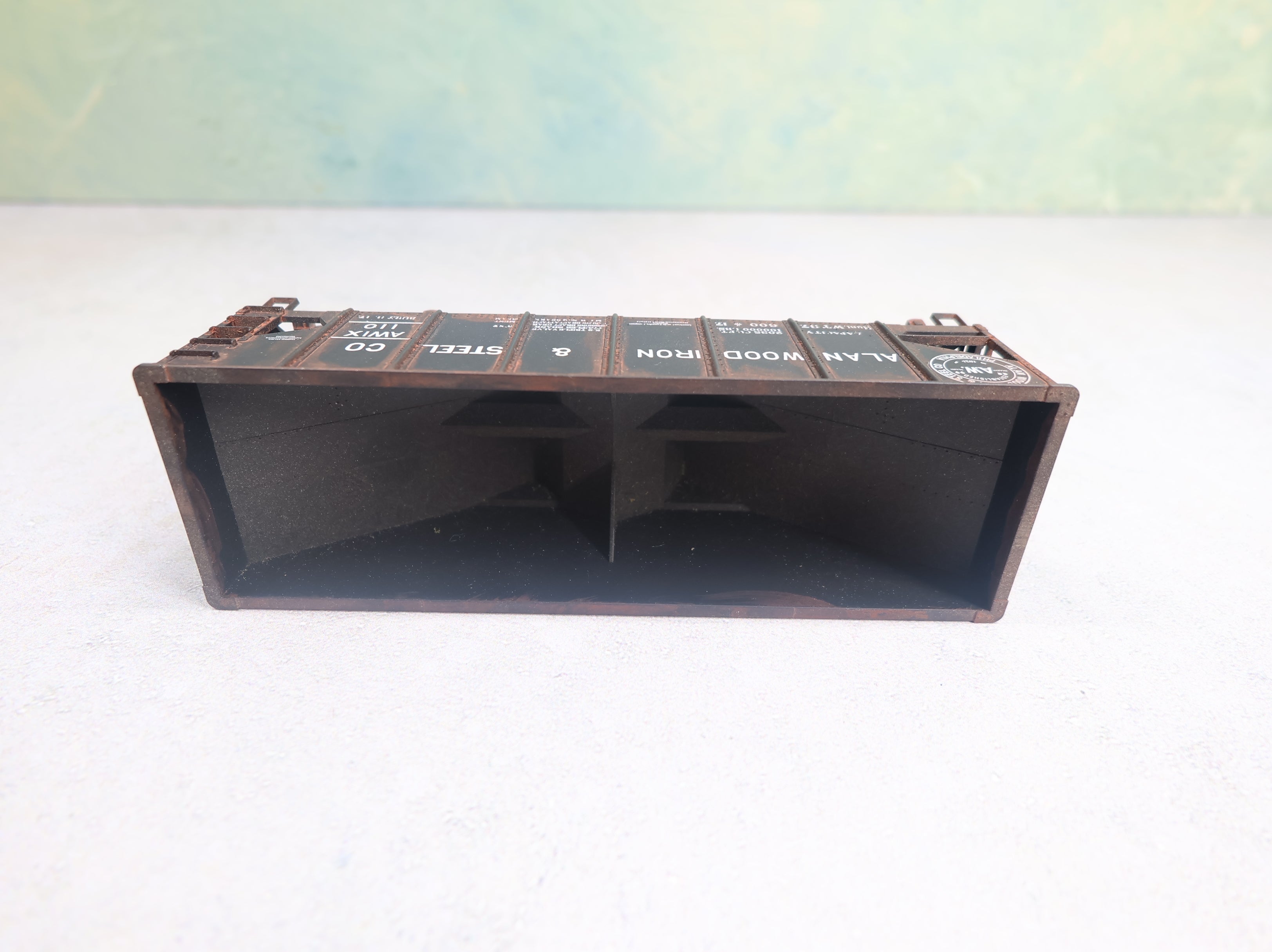 USED Accurail HO Scale 2 Bay Hopper Alanwood Iron & Steel AWIX #110 Weathered