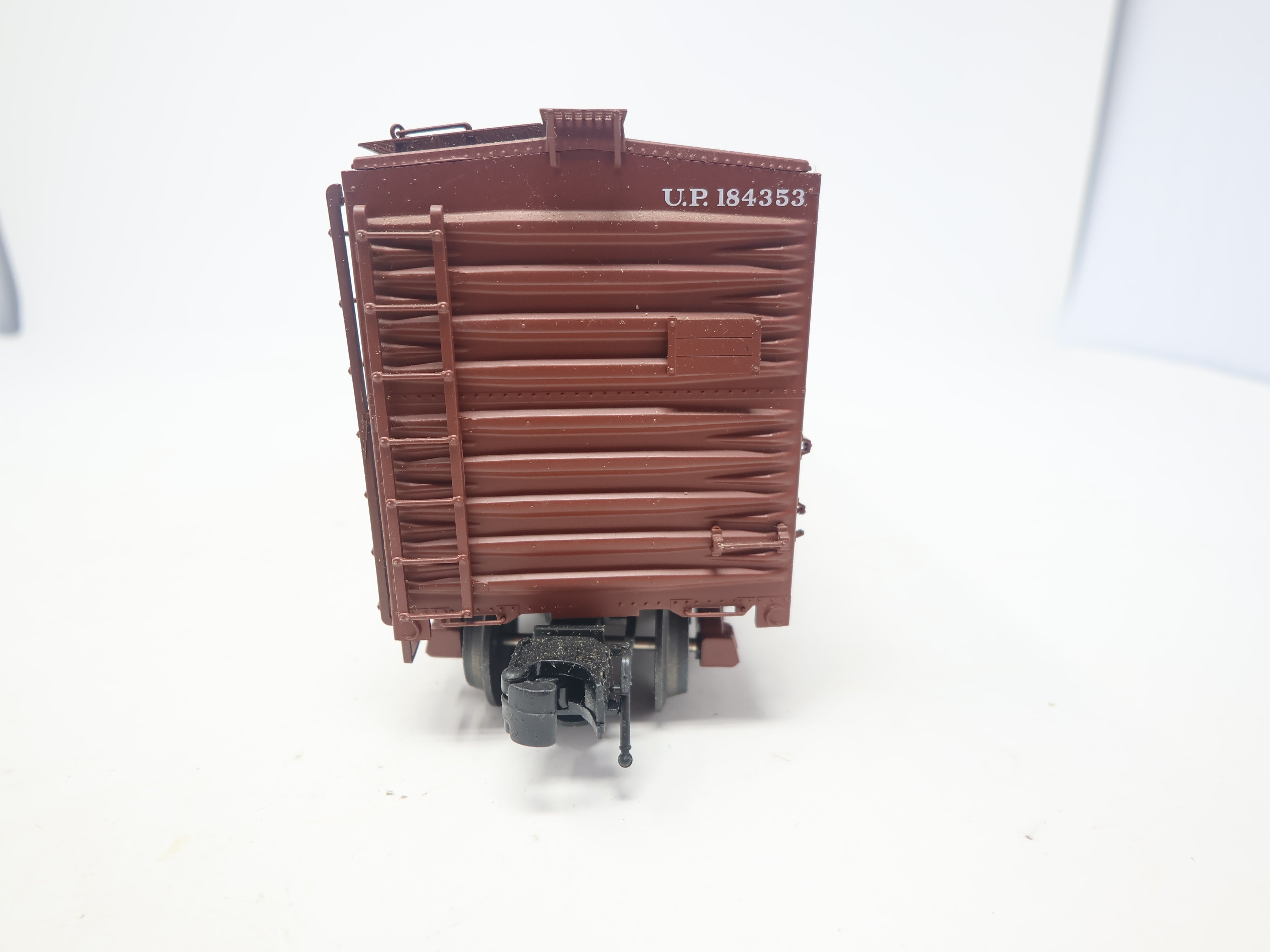 USED Atlas 2432242 O, AAR Single Door Box Car, Union Pacific UP #184353, 3-Rail