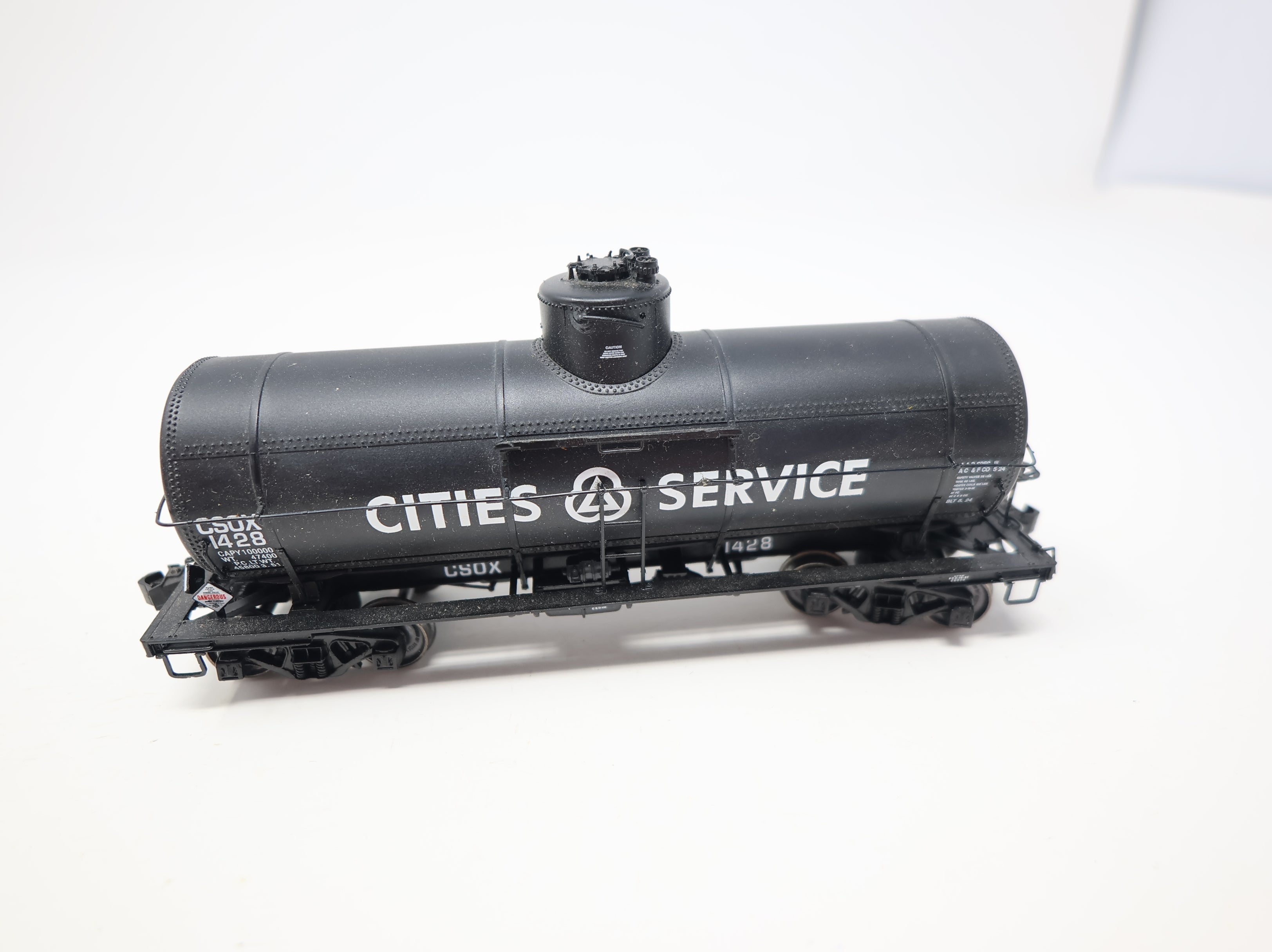 USED WalthersProto HO Scale 10k Gal Tank Car Cities Service CSOX #1428