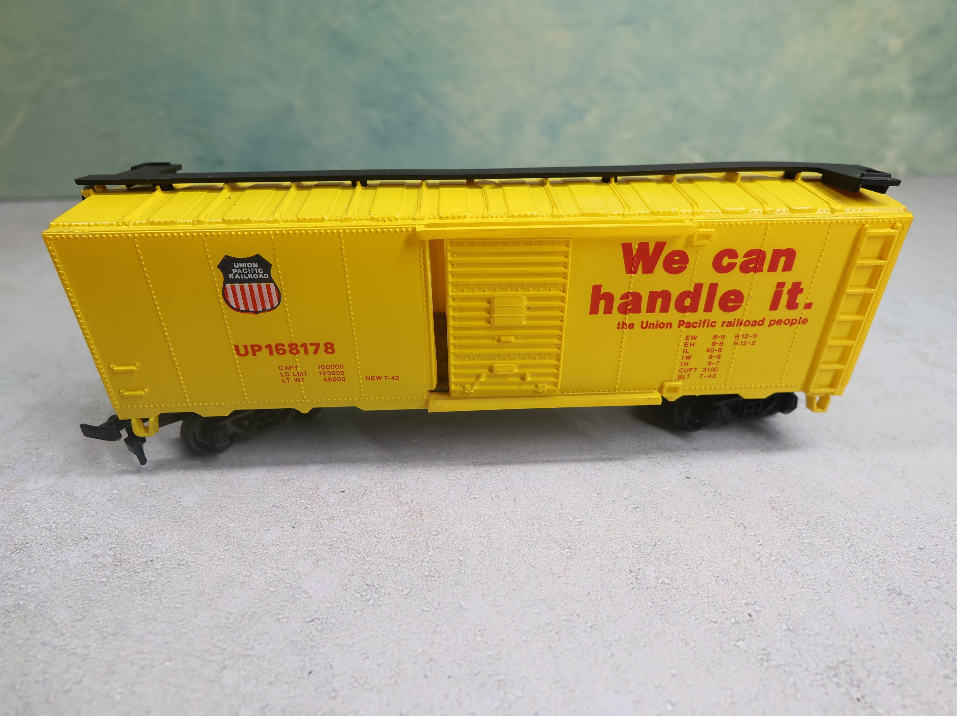 USED Bachmann HO Scale 40' Box Car Union Pacific UP #168178