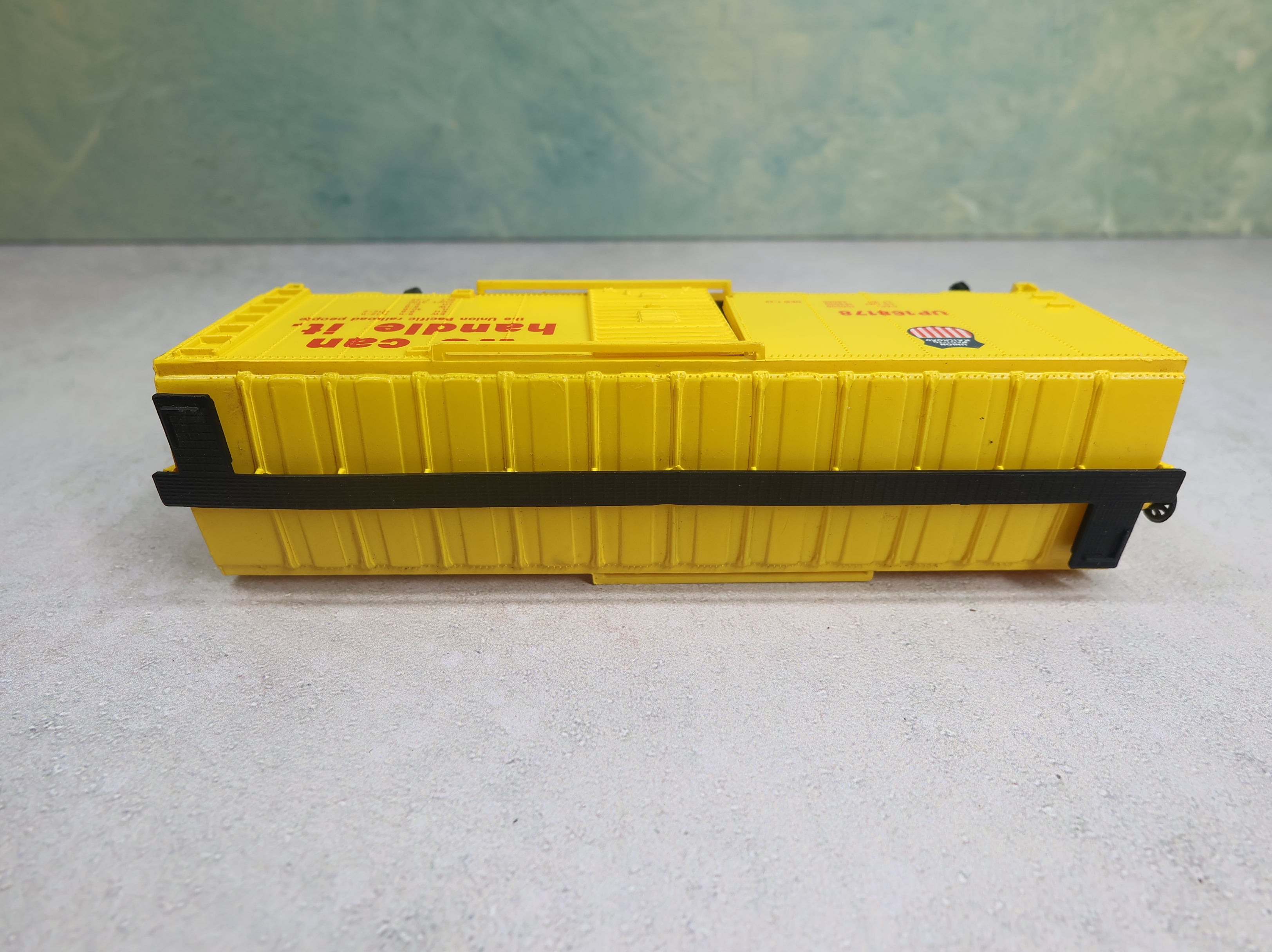 USED Bachmann HO Scale 40' Box Car Union Pacific UP #168178