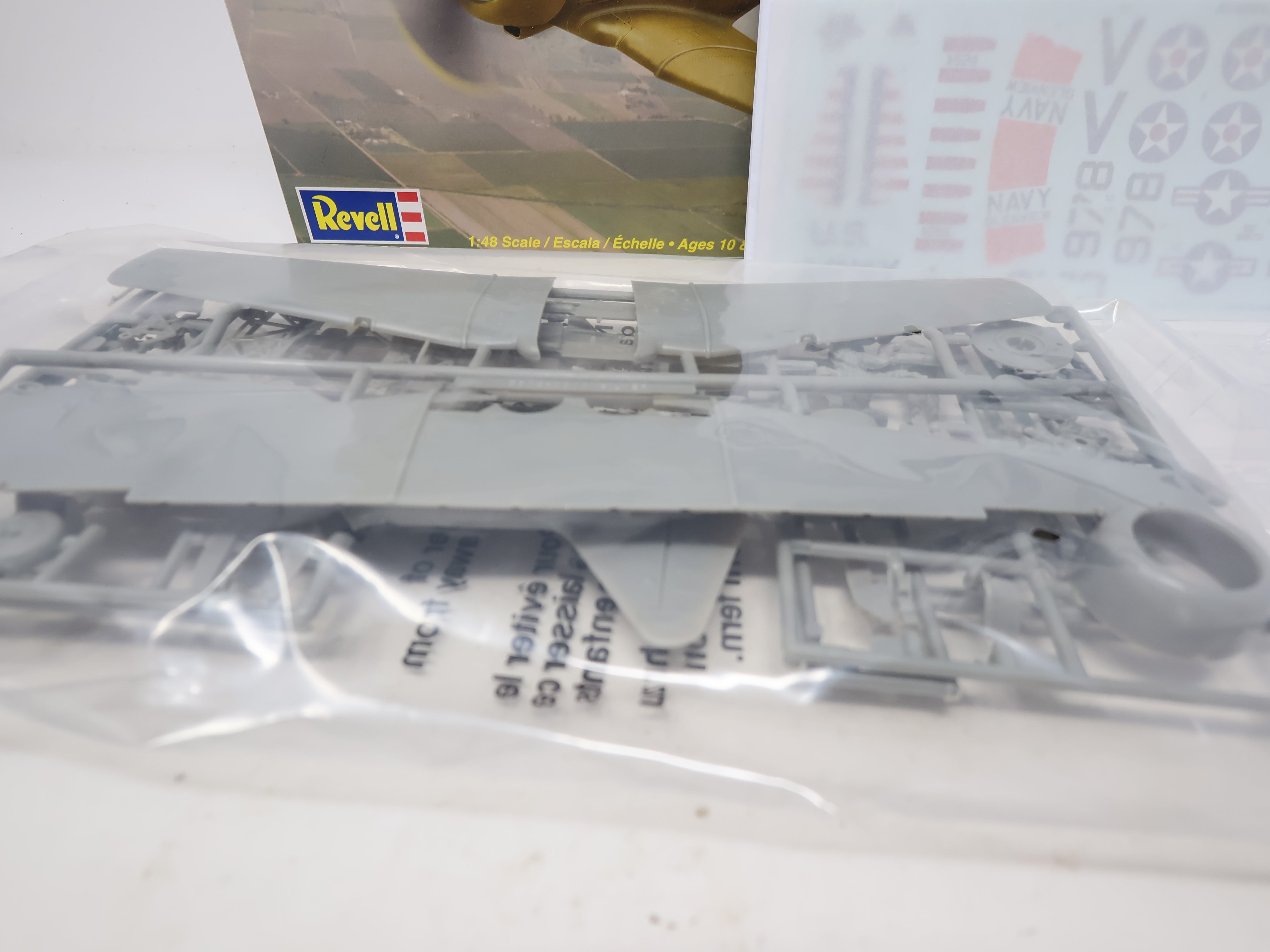 USED REVELL 85-5251 , 1:48 Scale AT-6/SNJ Texan Plane - Skill Level 2 - Open Box (KIT)