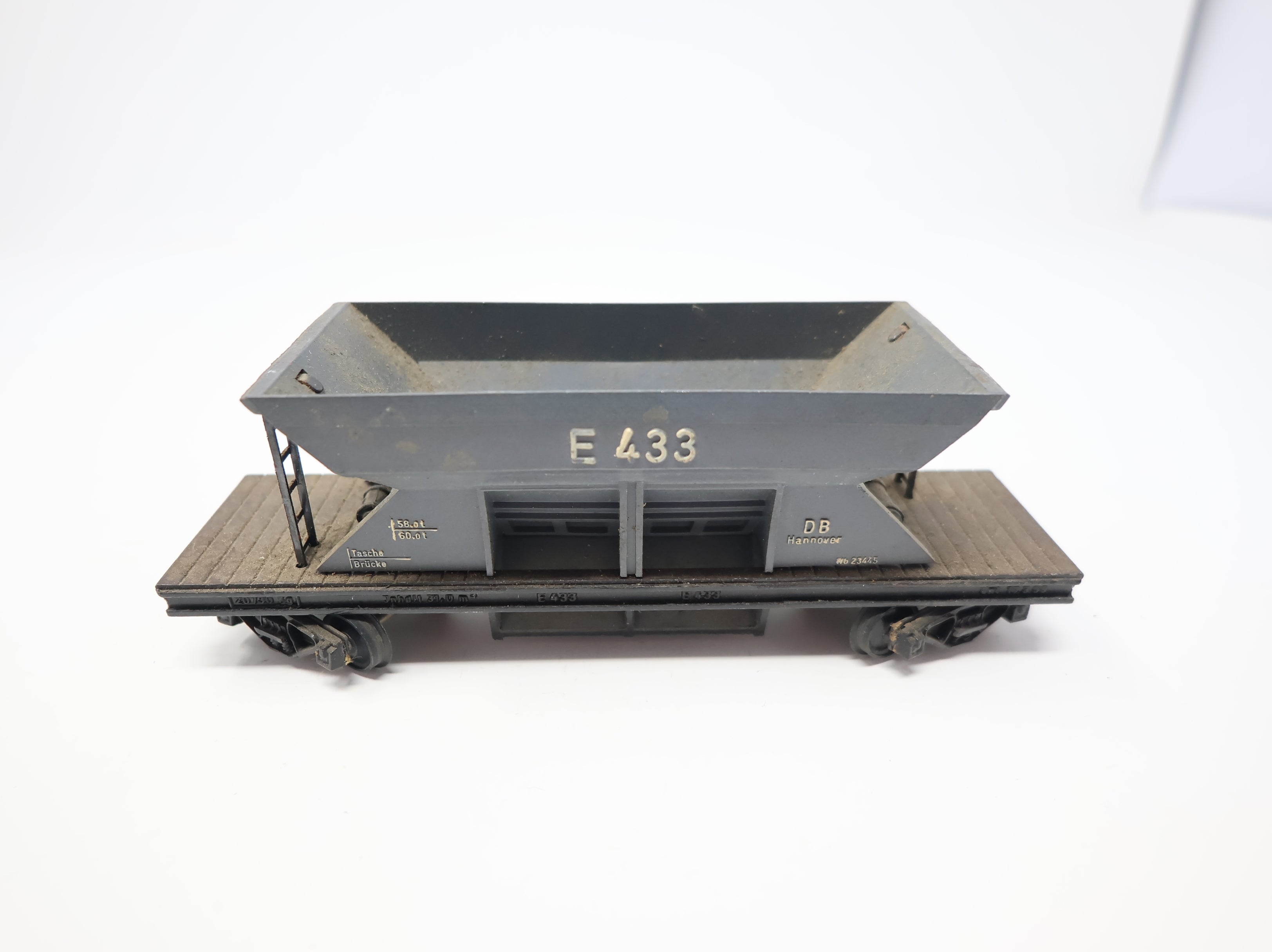 USED Fleischmann HO Scale Gravel Ballast Wagon #E433