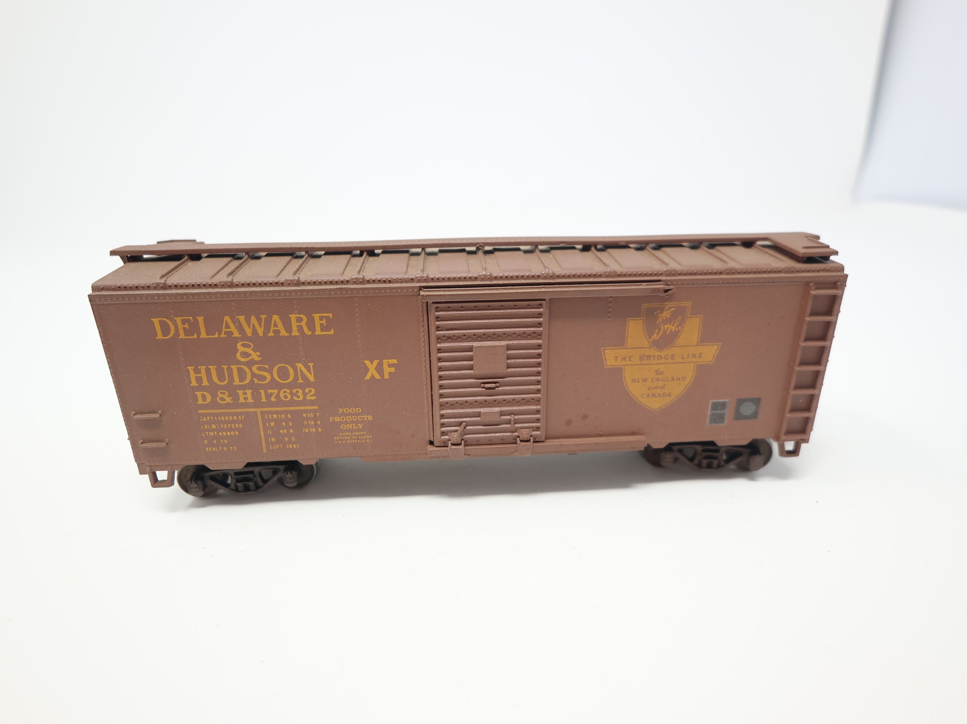 USED Athearn HO Scale 40' Box Car Delaware and Hudson DH #17632 Weathered