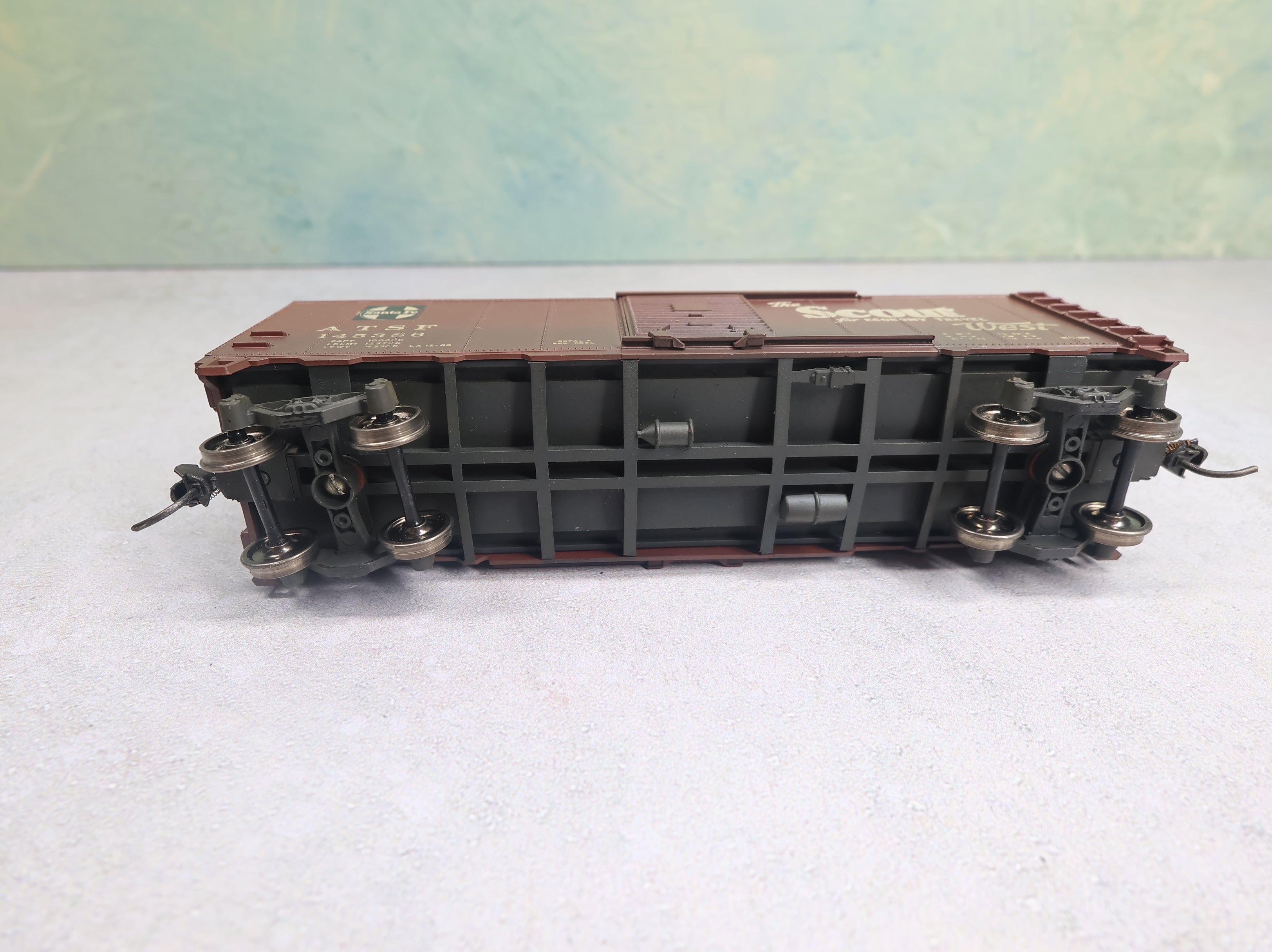 USED Athearn HO Scale 40' Box Car Santa Fe ATSF #145386 Weathered