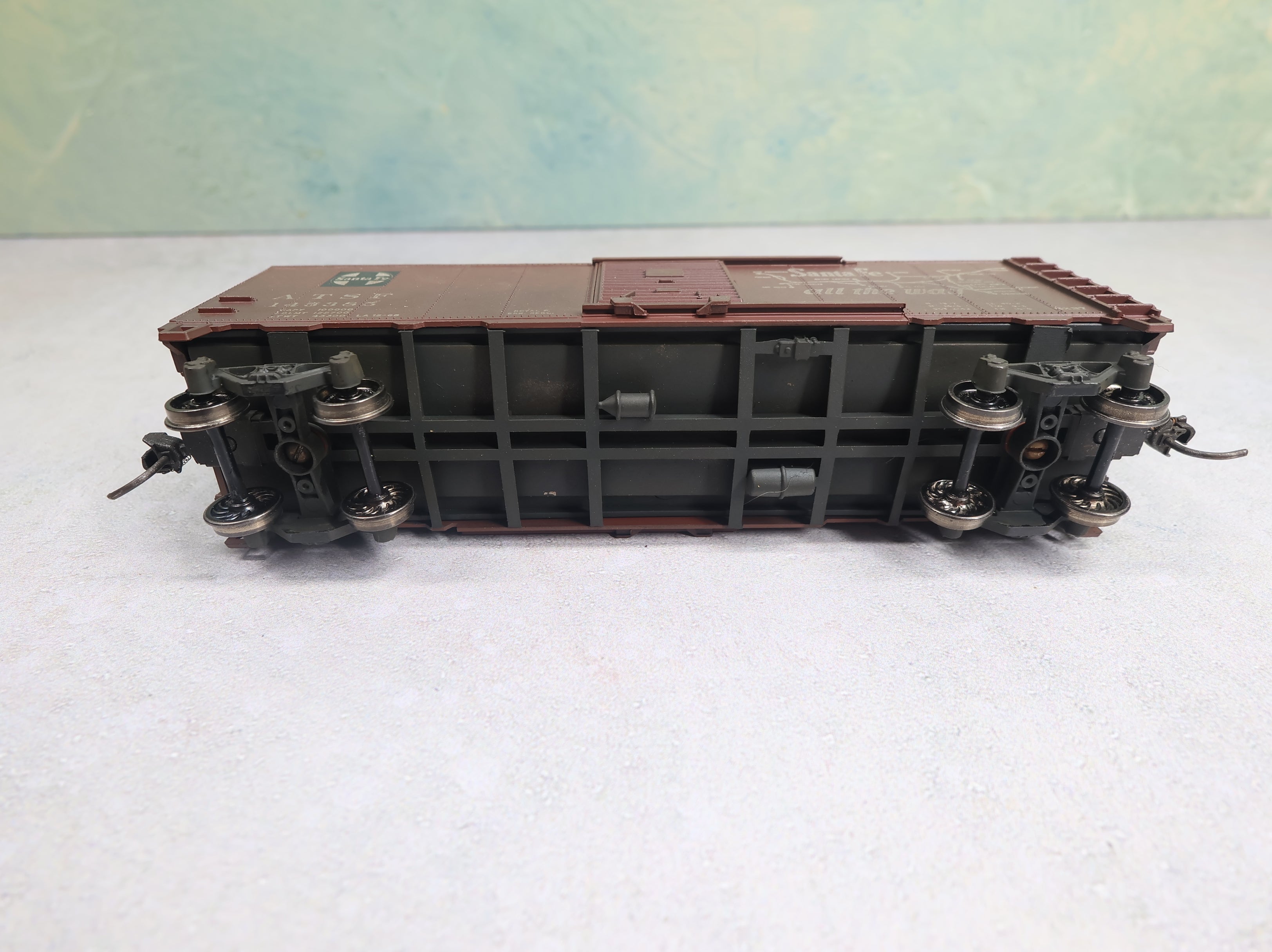 USED Athearn HO Scale 40' Box Car Santa Fe ATSF #145385 Weathered