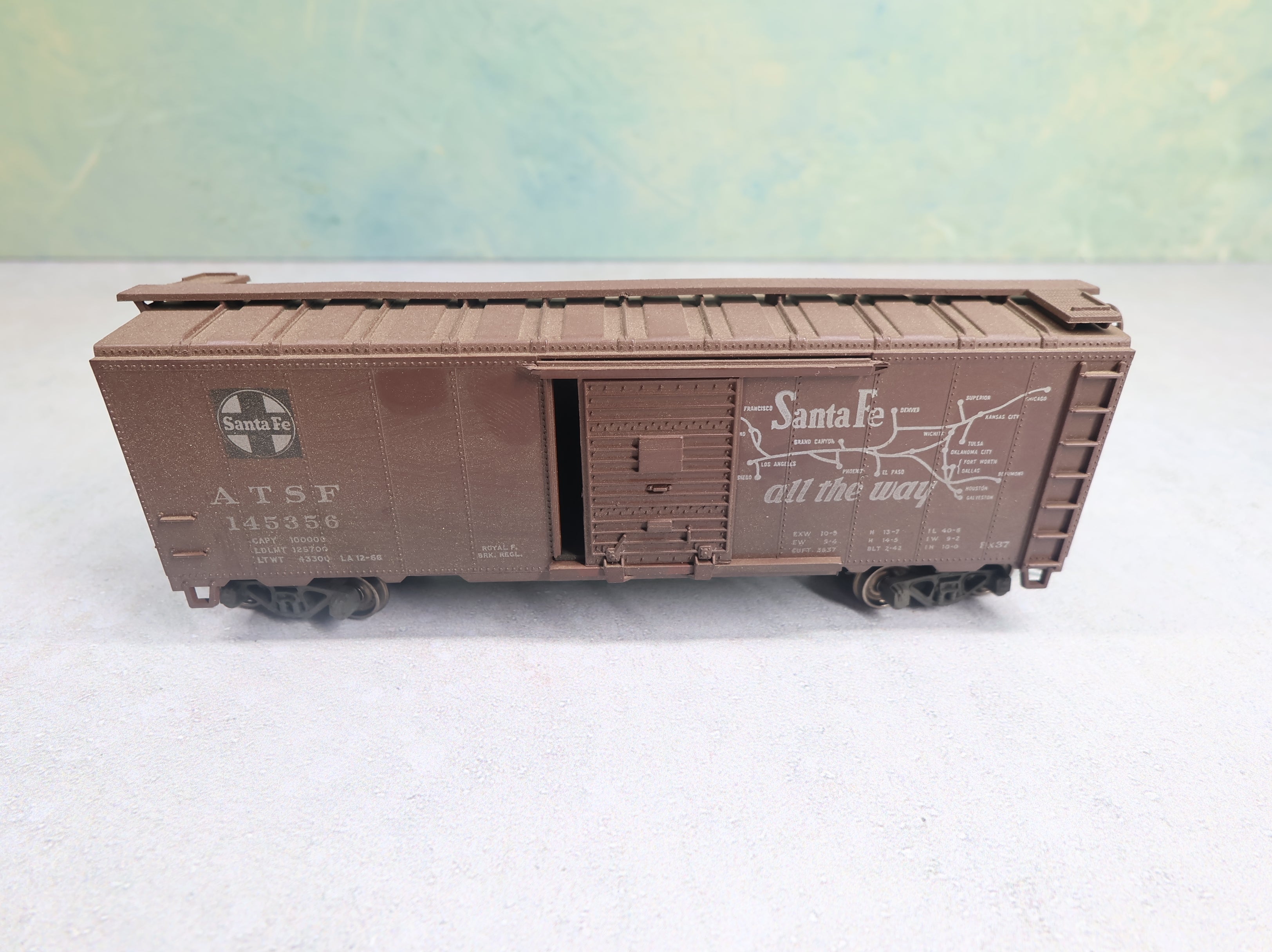 USED Athearn HO Scale 40' Box Car Santa Fe ATSF #145356 Weathered