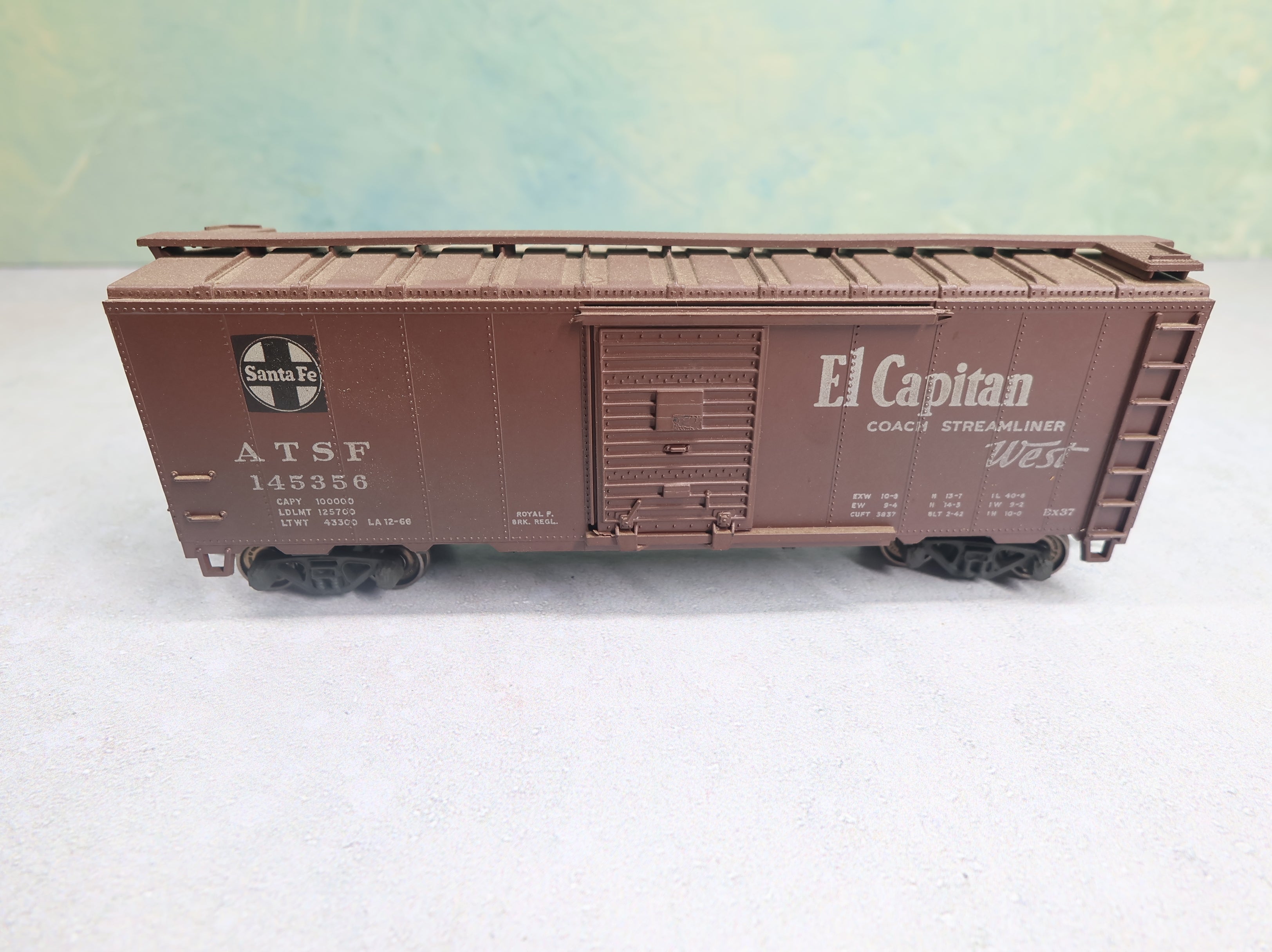 USED Athearn HO Scale 40' Box Car Santa Fe ATSF #145356 Weathered