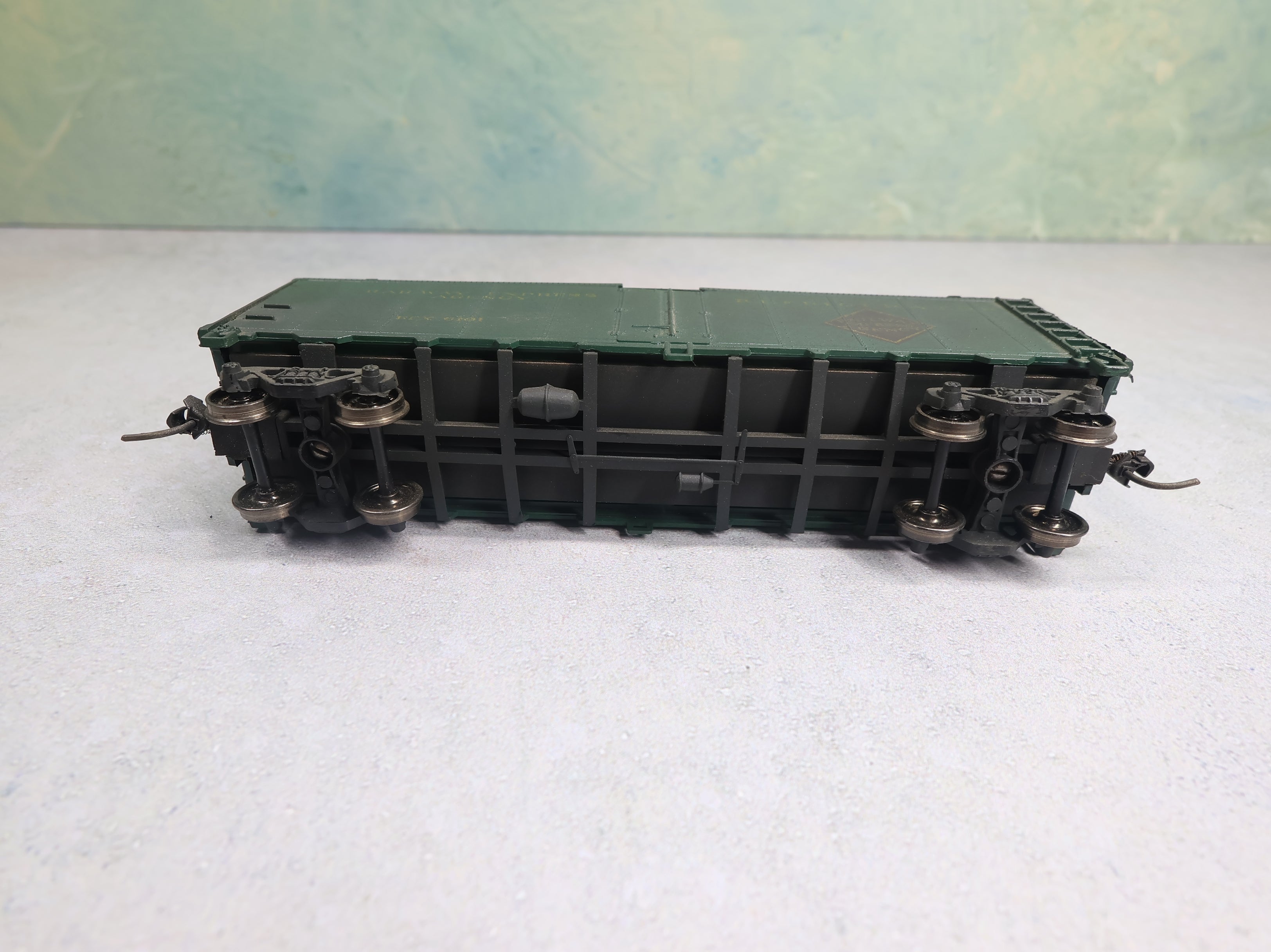 USED Athearn HO Scale 40' Reefer Box Car Railway Express Agency REX #6101