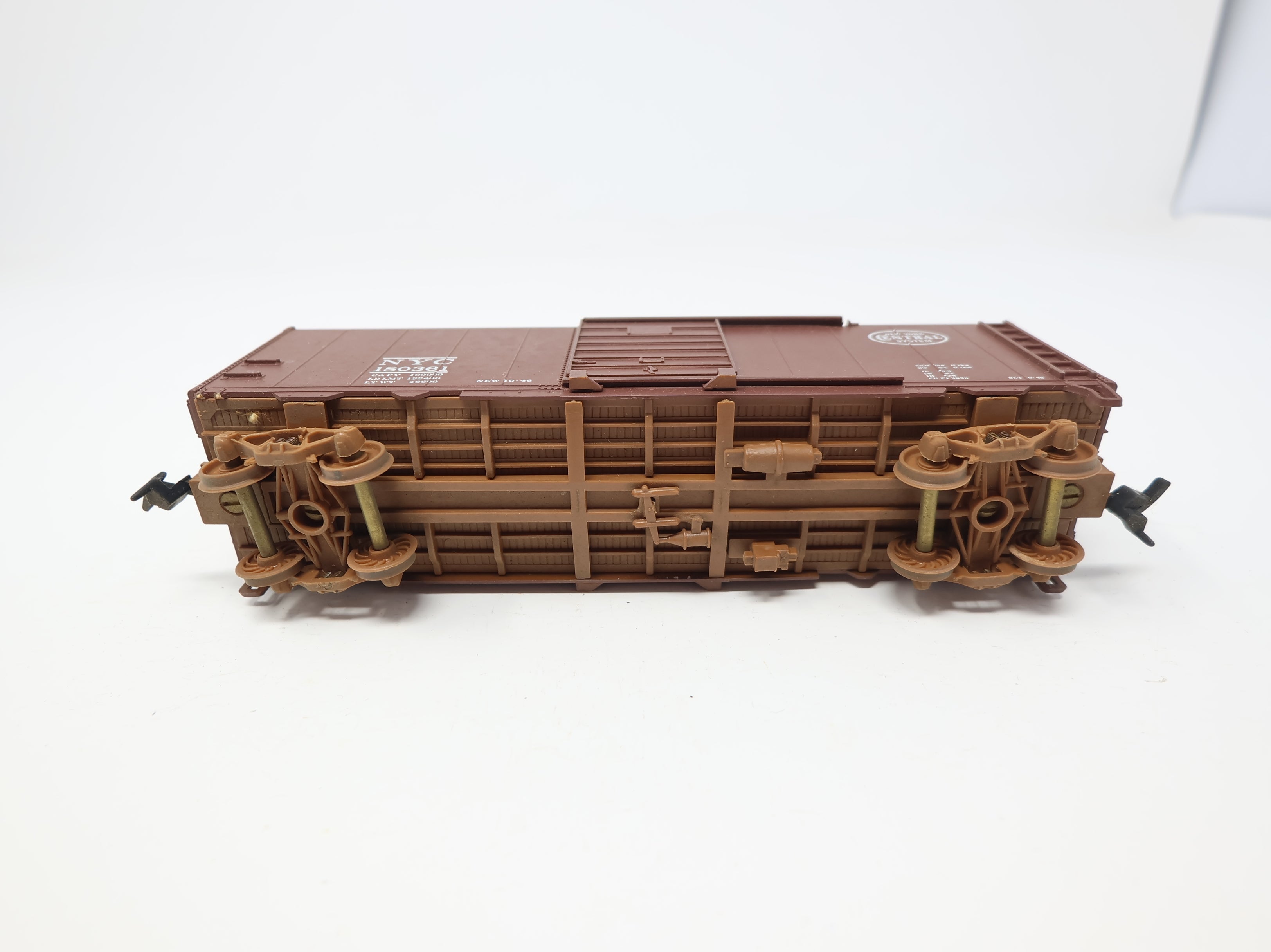 USED Walthers HO Scale 40' Box Car New York Central NYC #180361