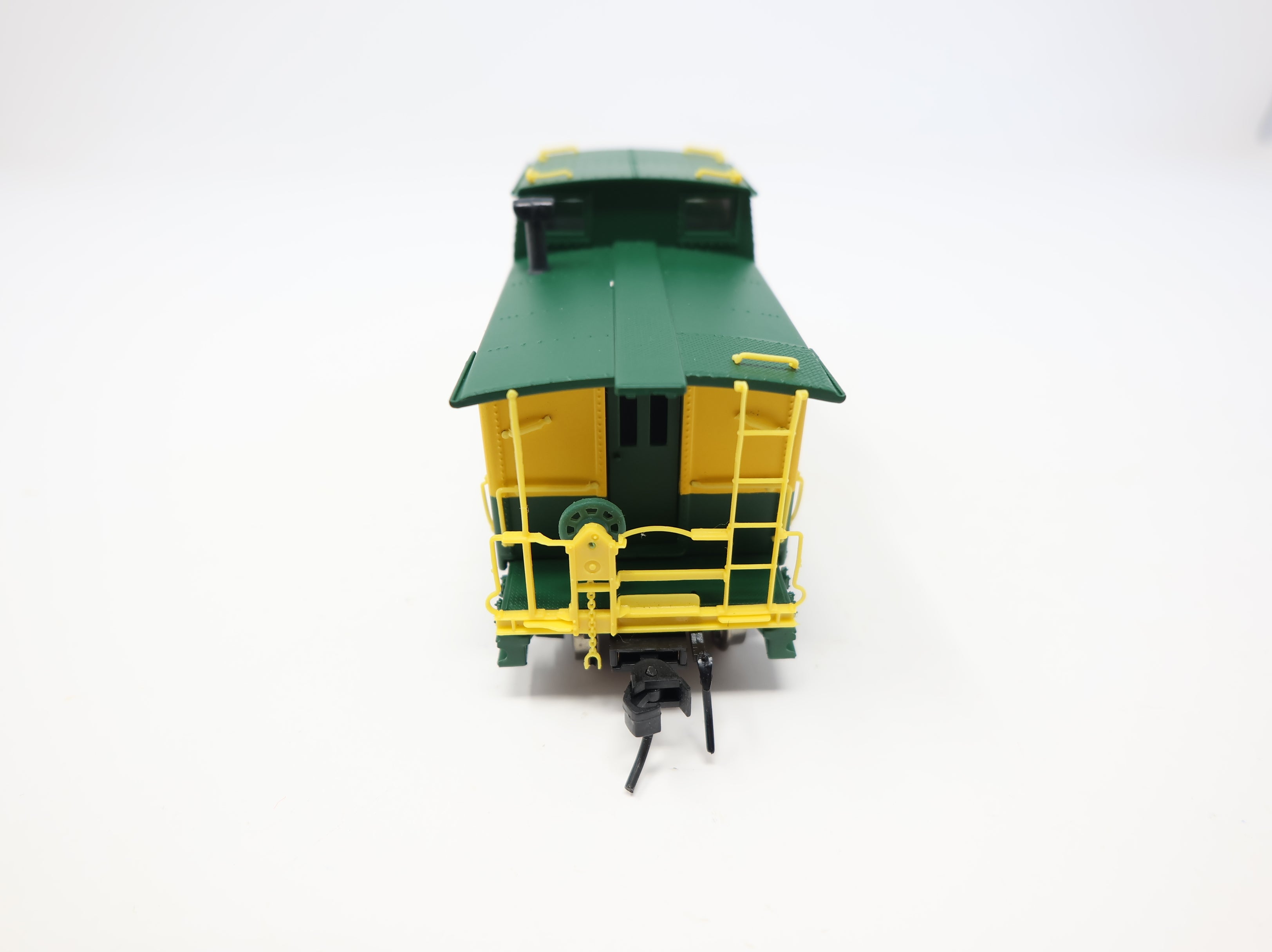 USED Life-Like 31267 HO Scale Center Cupola Steel Caboose Reading #94037 Proto2000