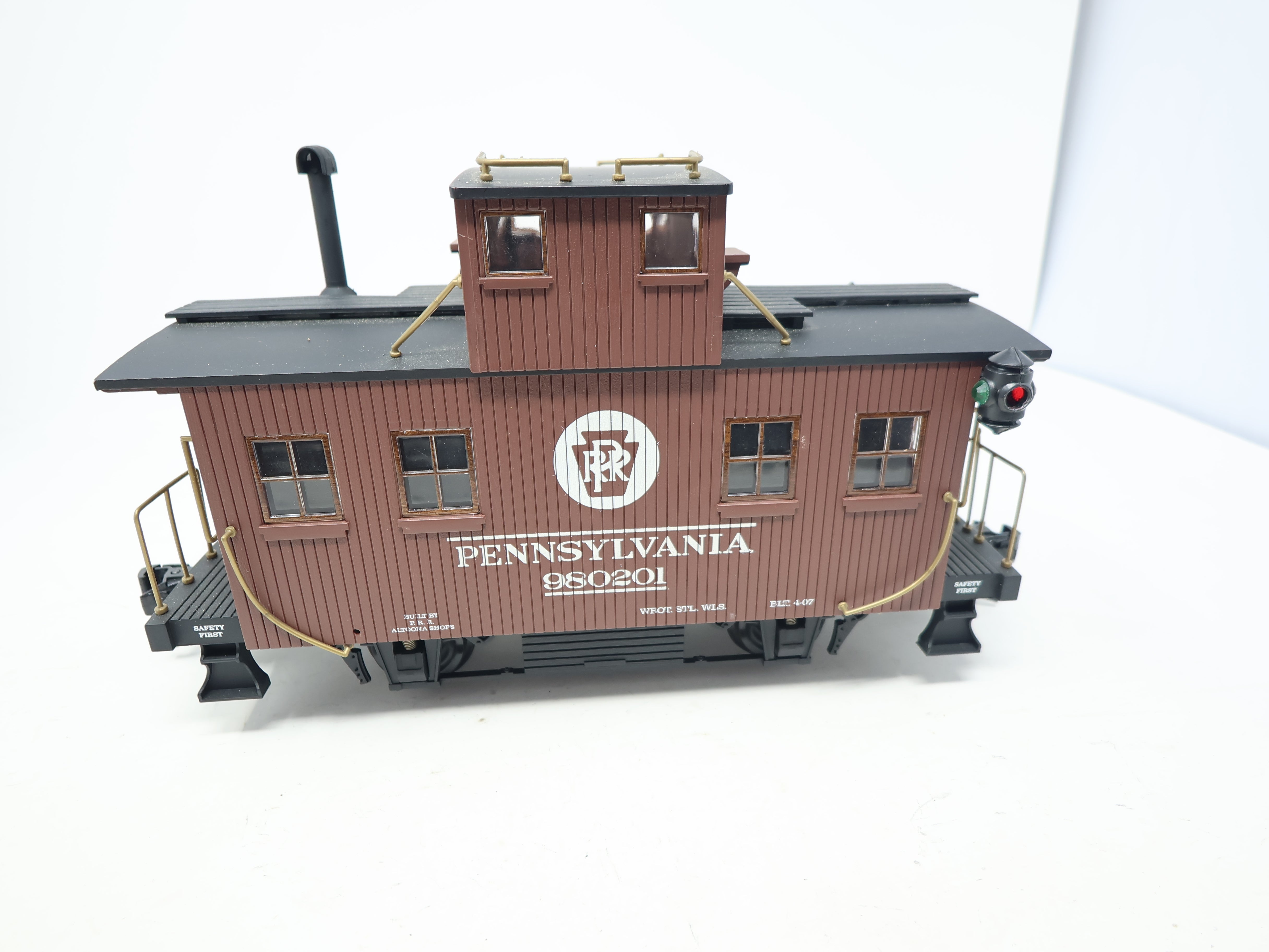 USED Aristo-Craft G Scale, Wooden Altoona Passenger Car, Pennsylvania #980201