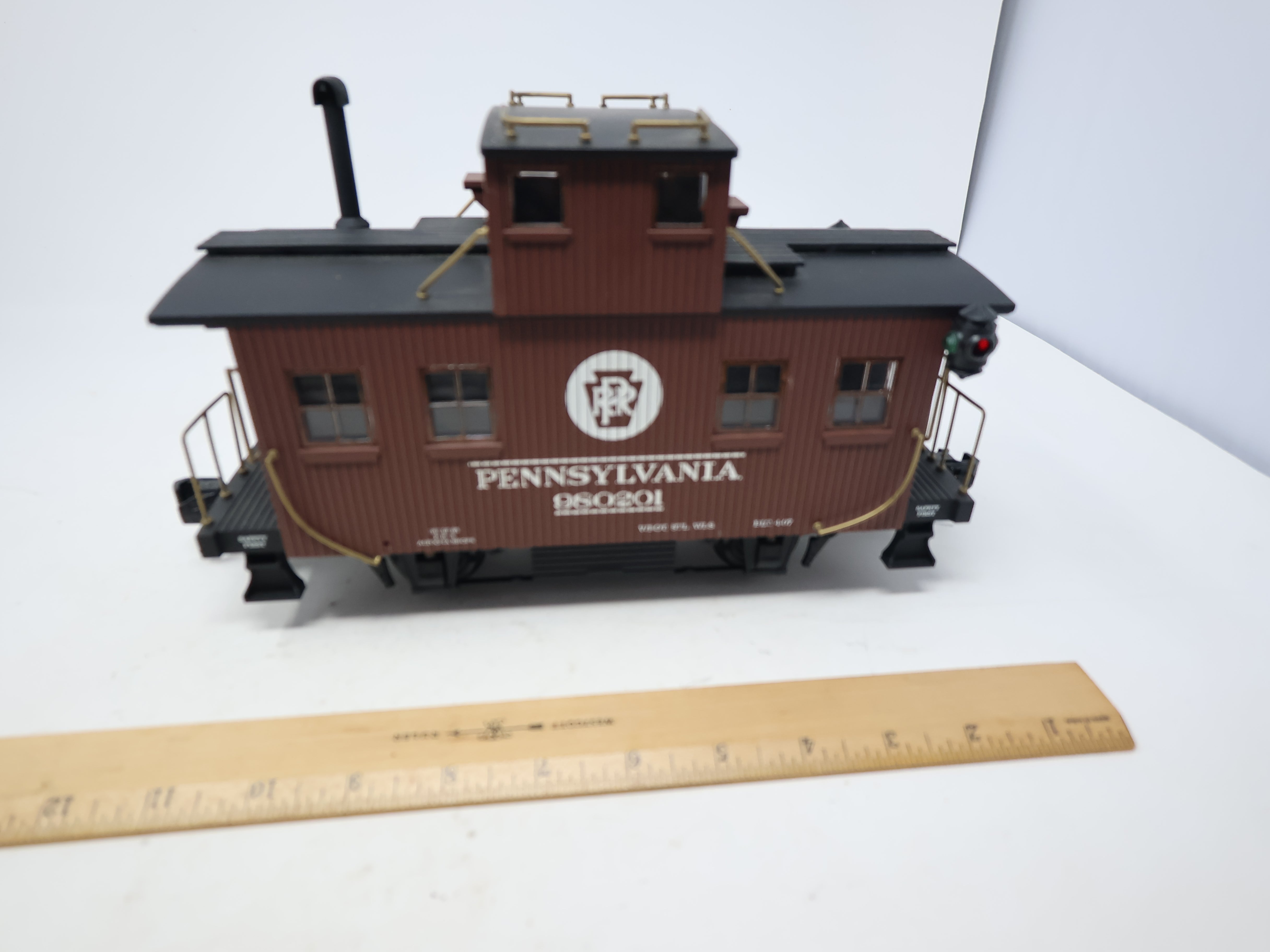 USED Aristo-Craft G Scale, Wooden Altoona Passenger Car, Pennsylvania #980201