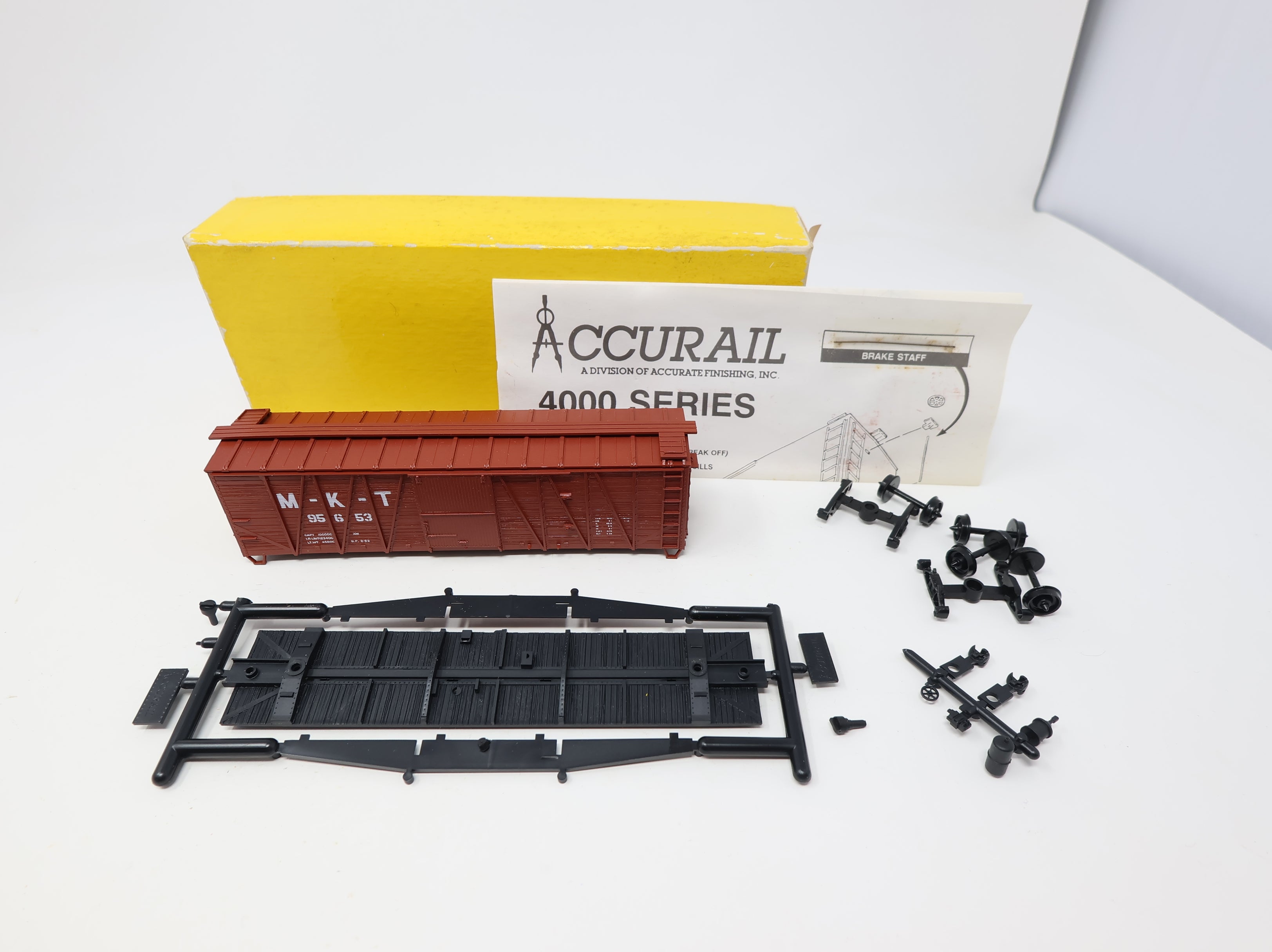 USED Accurail 4203 HO Scale 40' Steel Box Car Missouri-Kansas-Texas MKT #95653 KIT