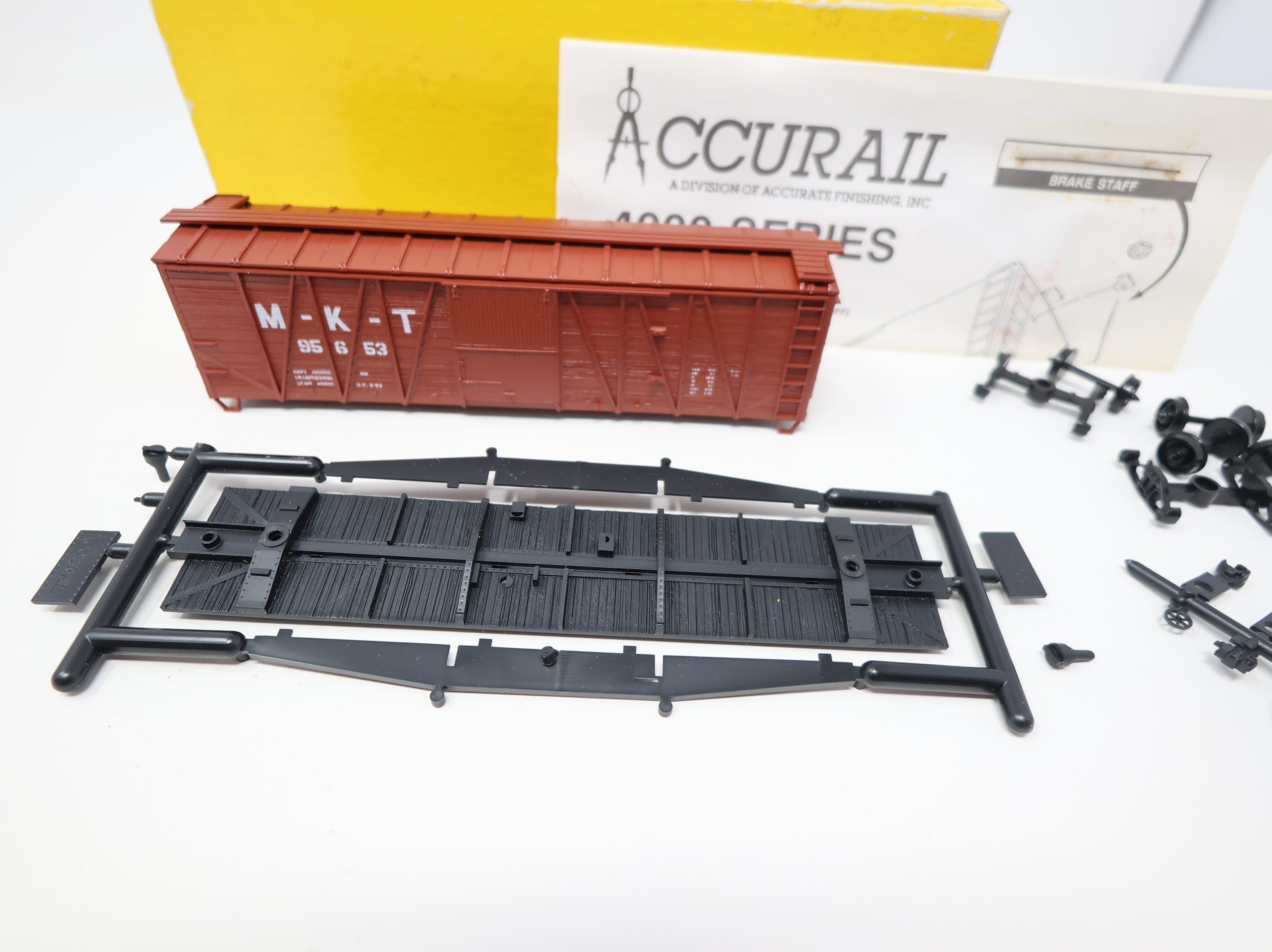 USED Accurail 4203 HO Scale 40' Steel Box Car Missouri-Kansas-Texas MKT #95653 KIT