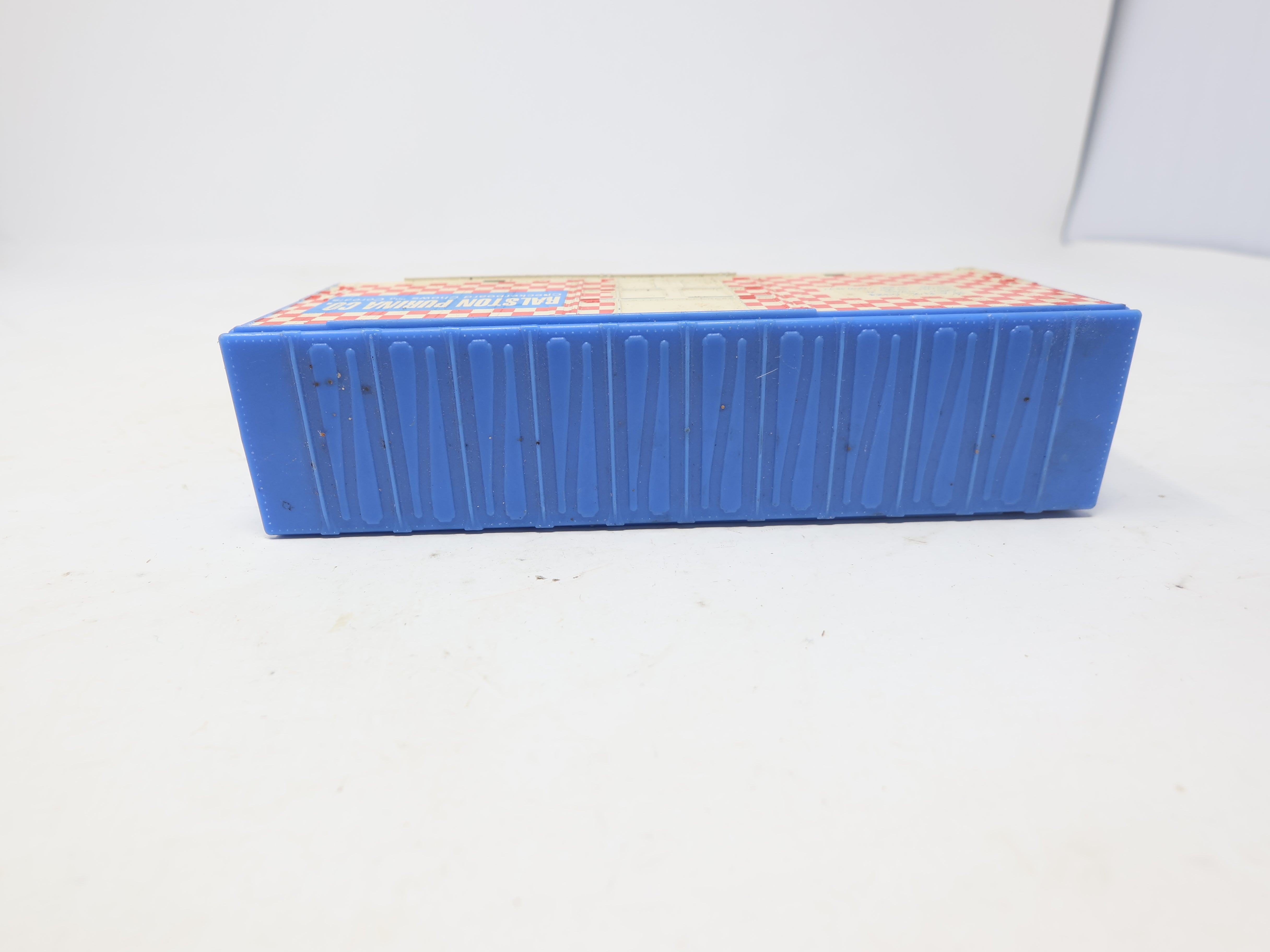 USED HO Scale, High Cube Shaker Box Car, Ralston Purina NADX #5324