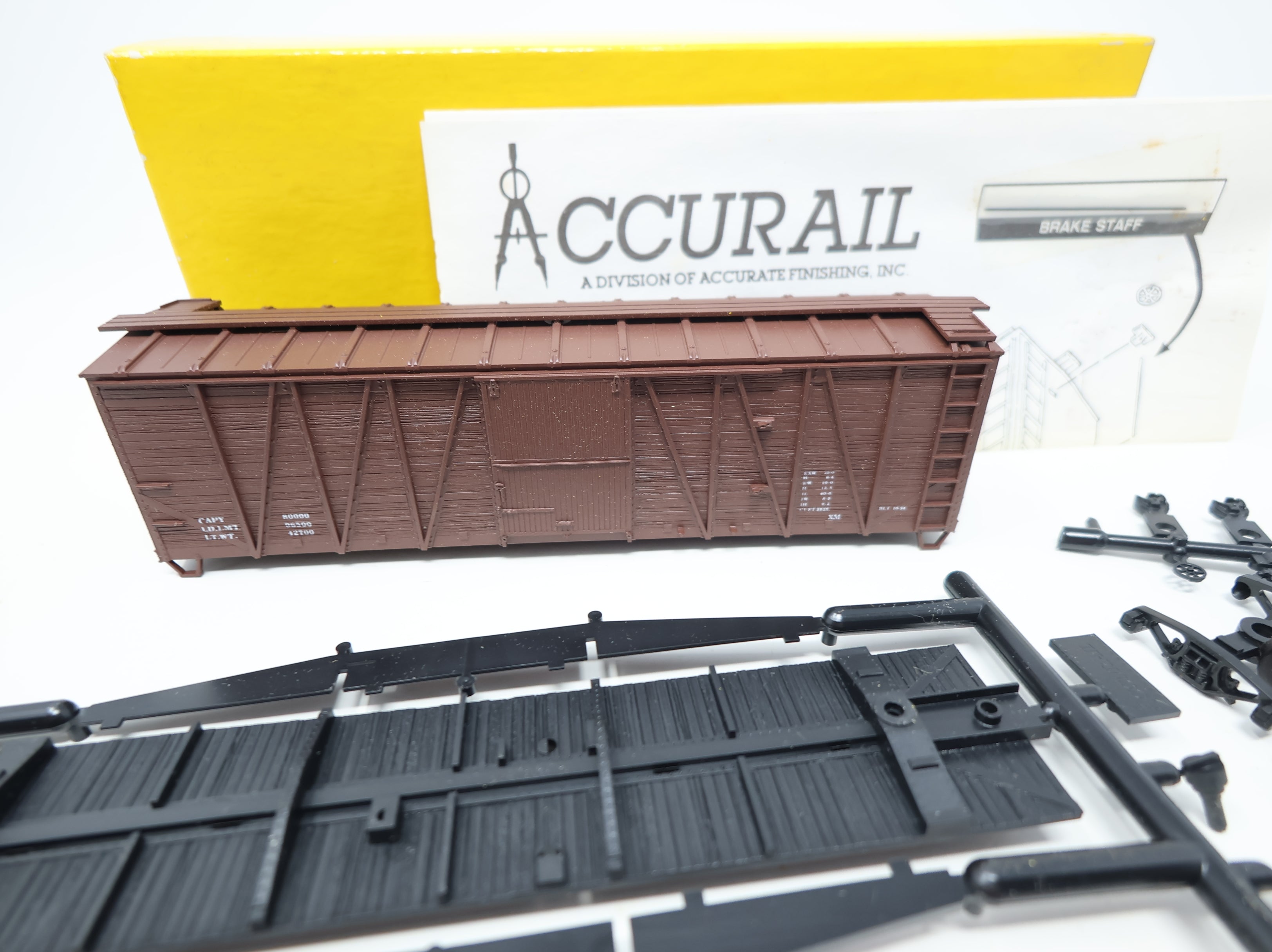 USED Accurail 4098 HO Scale 40' Box Car Wood Ends Data Only KIT