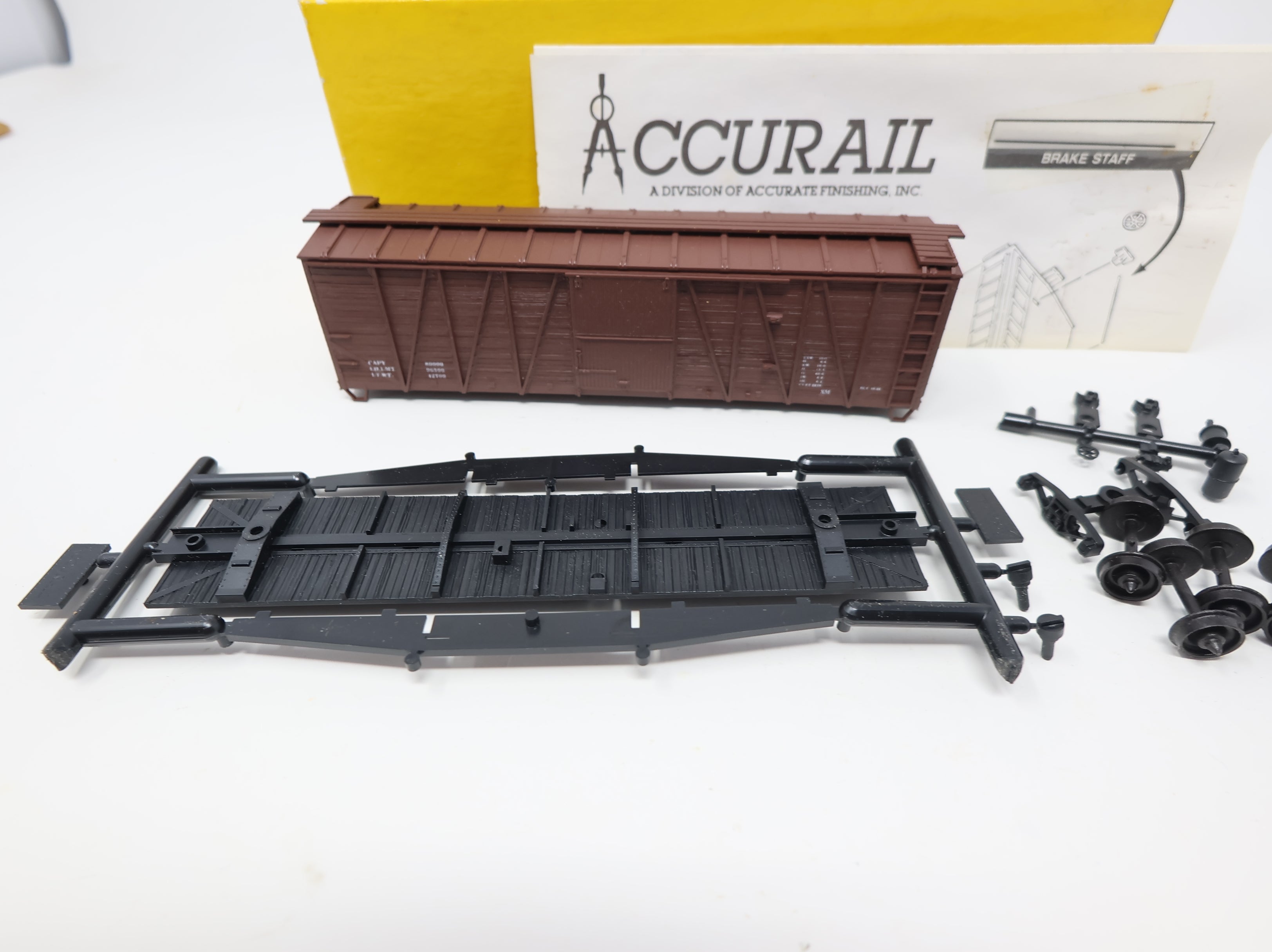 USED Accurail 4098 HO Scale 40' Box Car Wood Ends Data Only KIT