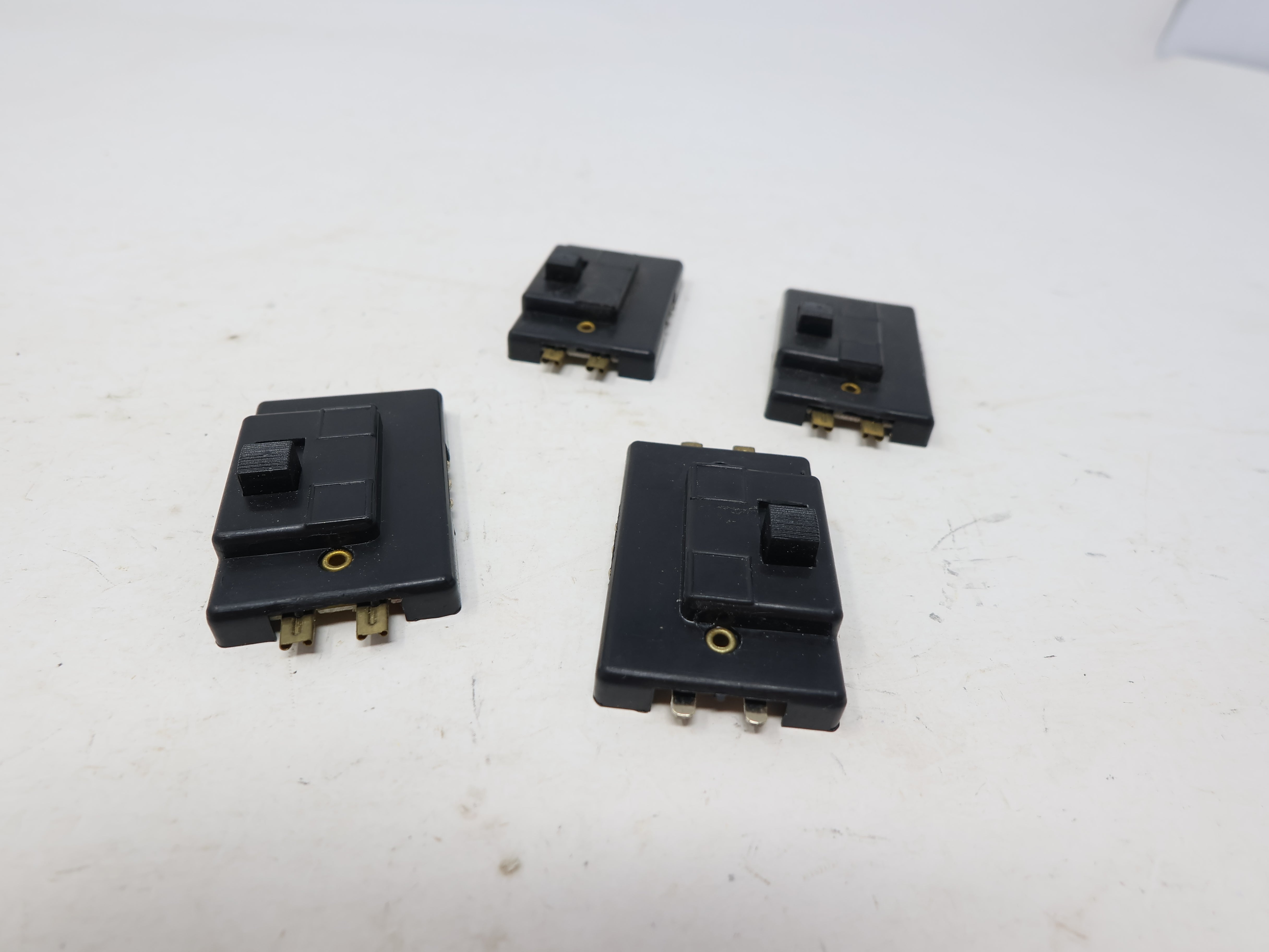 USED Bachmann MULTI Scale, Analog Turnout Directional Box (Old Style) (Lot of 4)