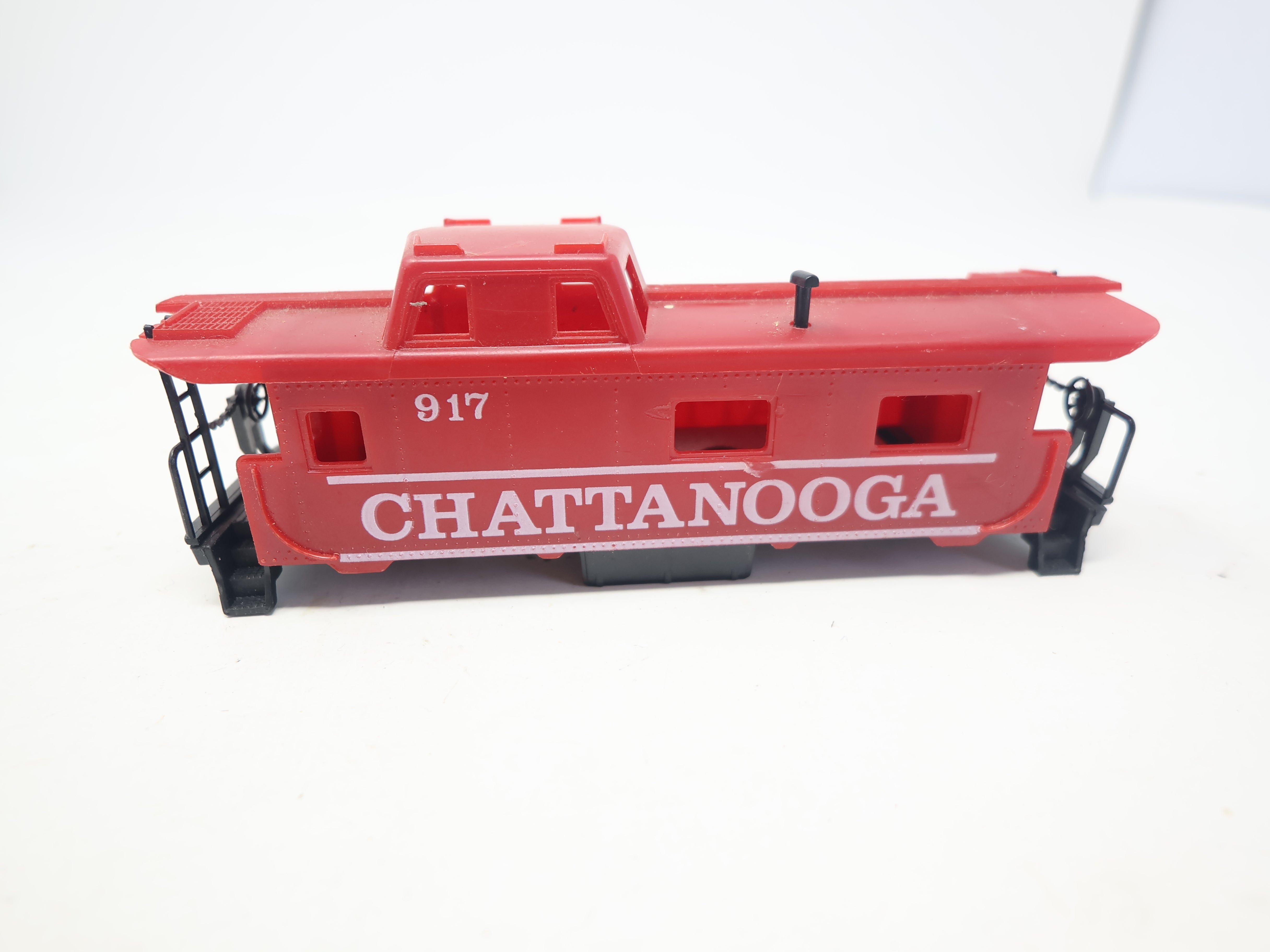 USED HO Scale, Caboose, Chattanooga #917, No Trucks