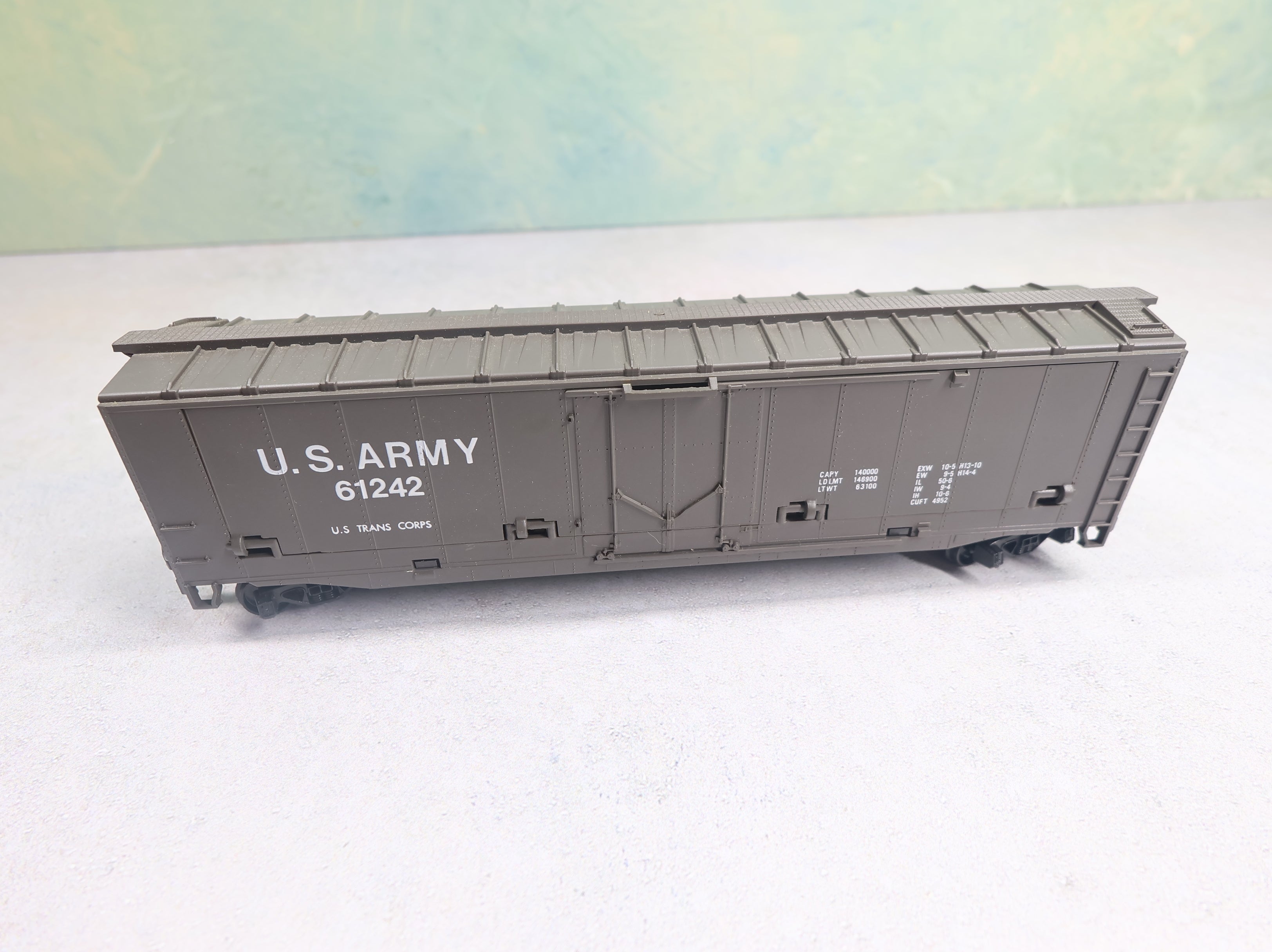 USED AHM HO Scale 50' Box Car w/ Hidden Artillery Tank Buster US Army #61242