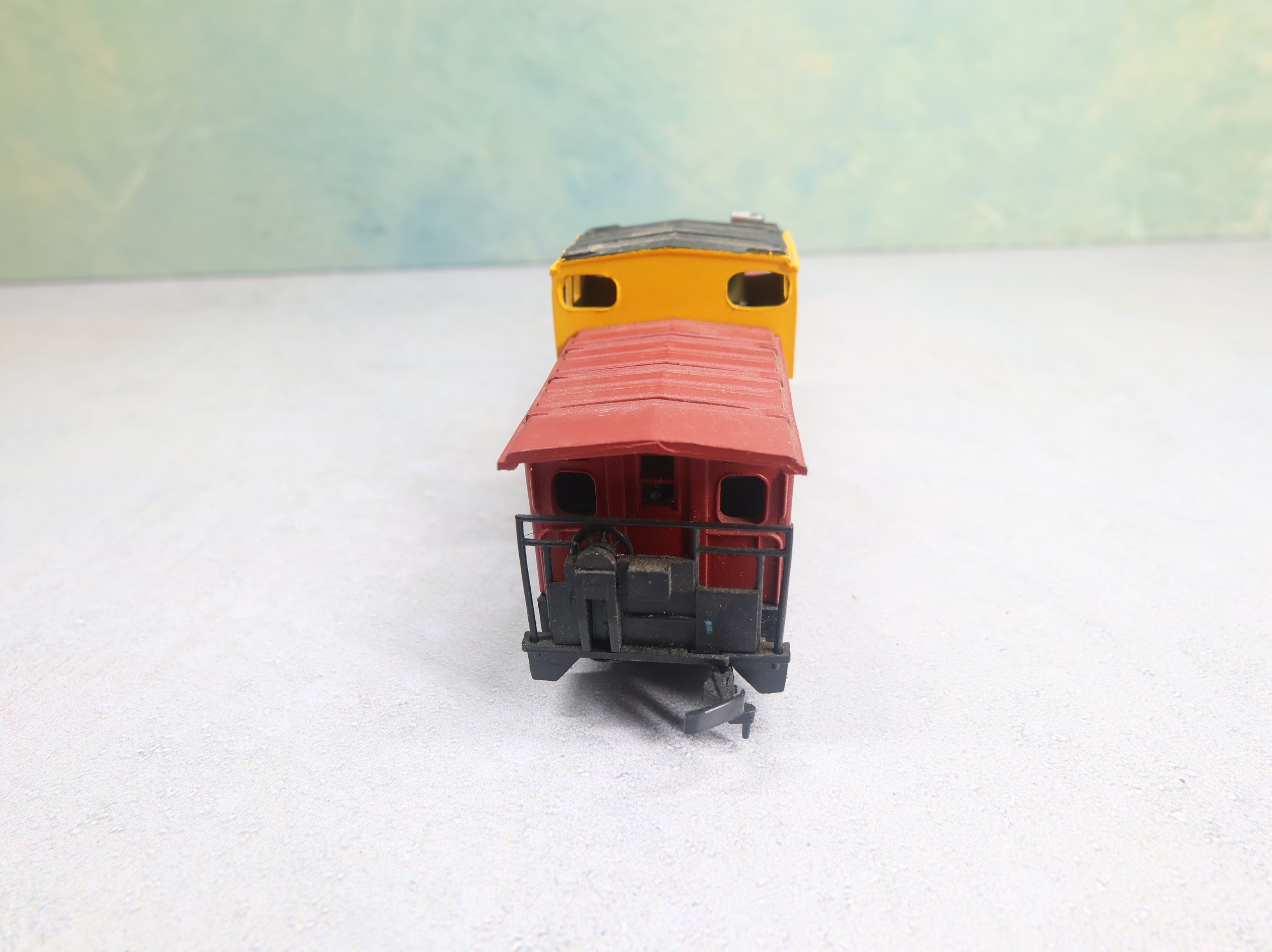 USED Bachmann HO Scale Caboose Santa Fe ATSF #999628