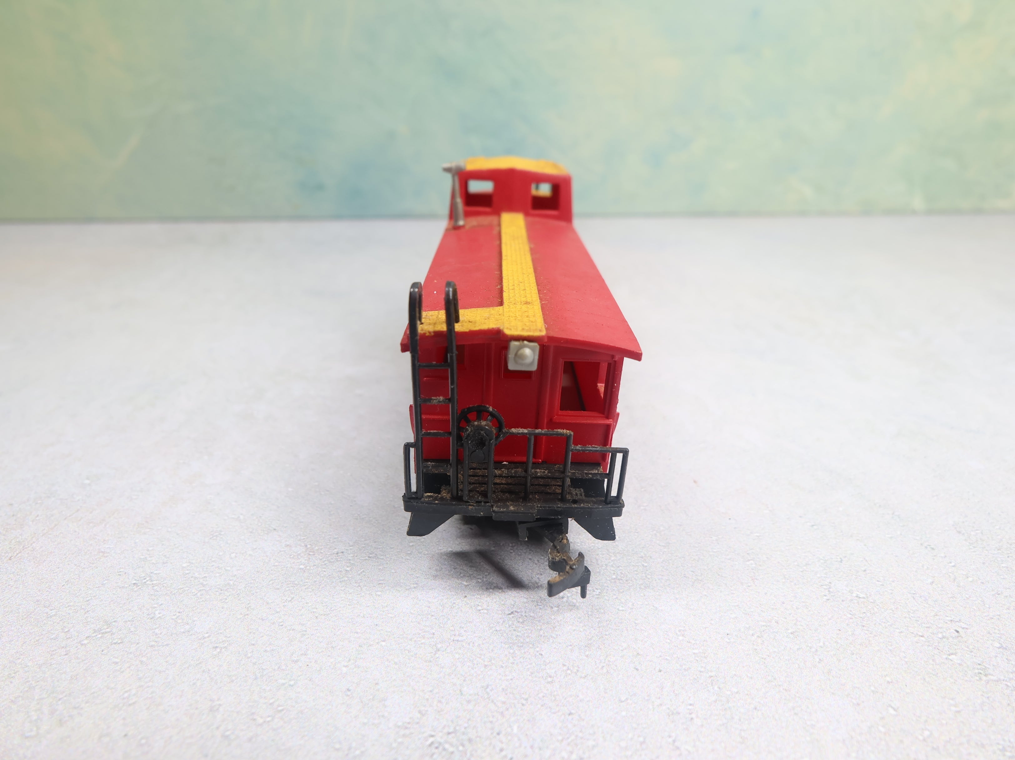 USED Bachmann HO Scale Caboose Santa Fe ATSF #3851