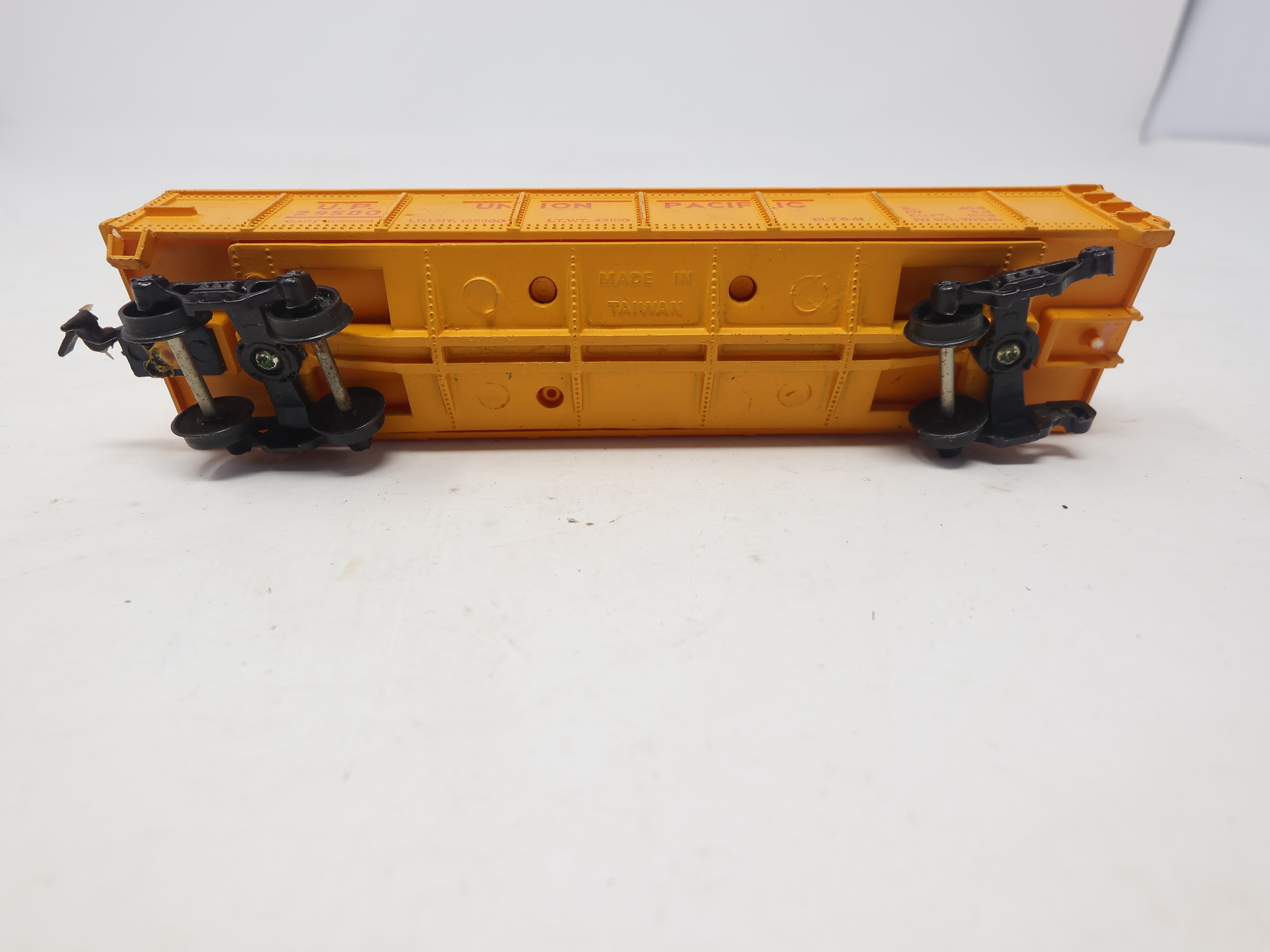 USED Varney HO Scale, Gondola, Union Pacific UP #29500