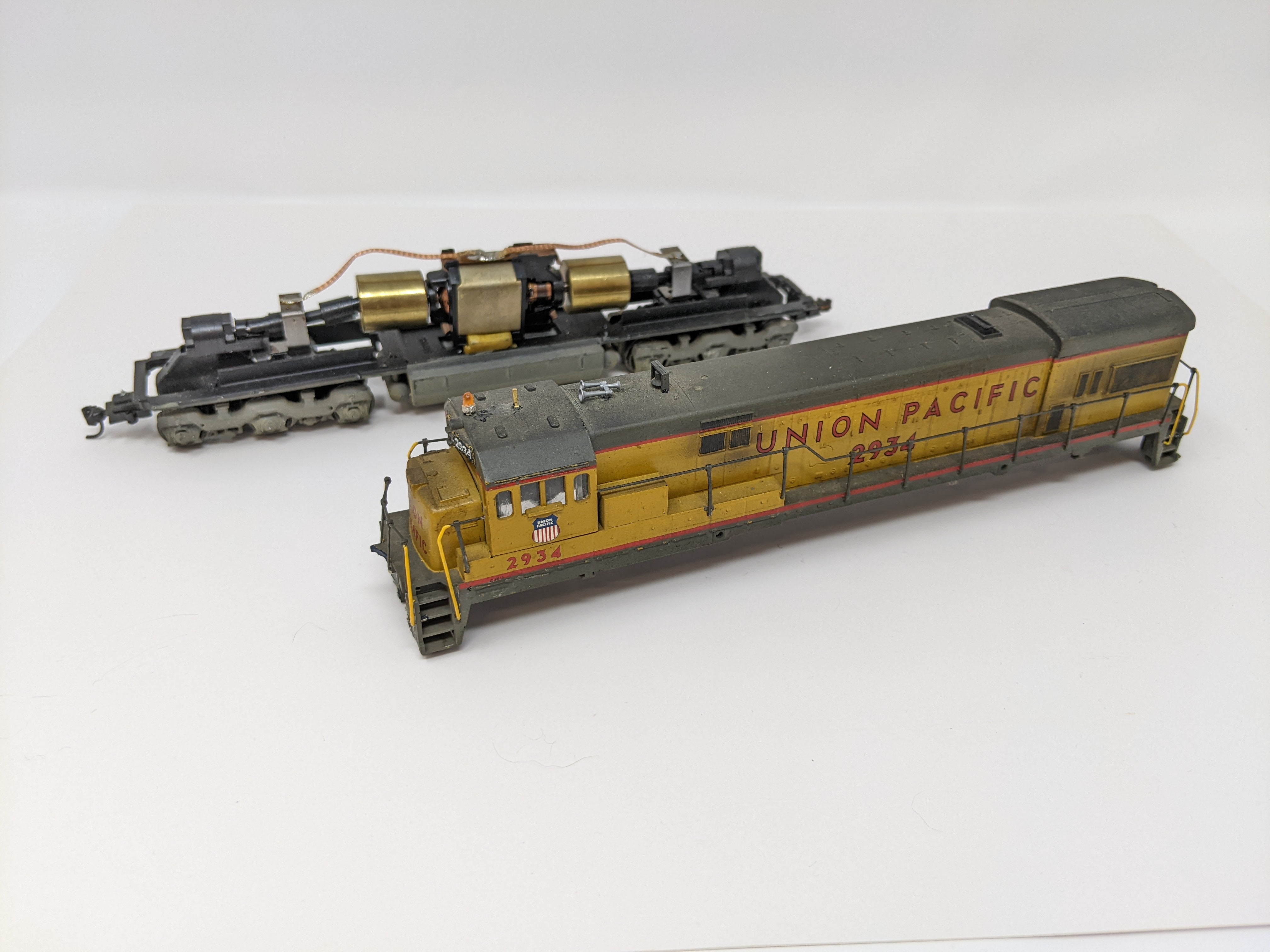 USED Athearn HO Scale, U30C Diesel Locomotive, Union Pacific #2934, Custom, Needs Work