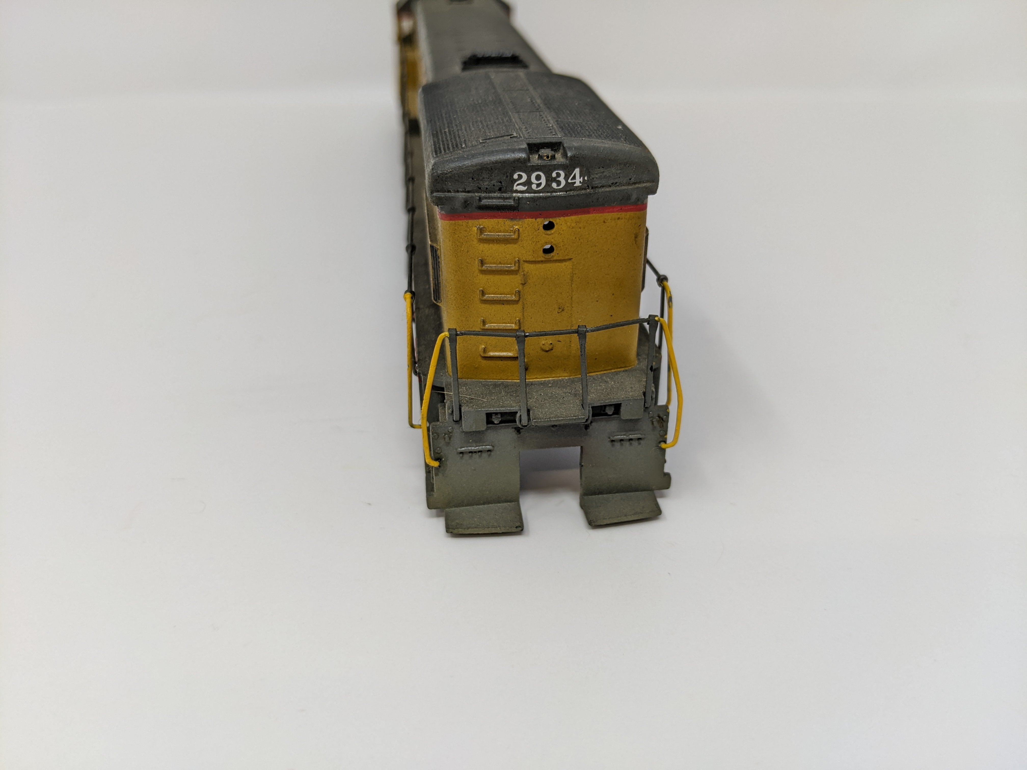 USED Athearn HO Scale, U30C Diesel Locomotive, Union Pacific #2934, Custom, Needs Work