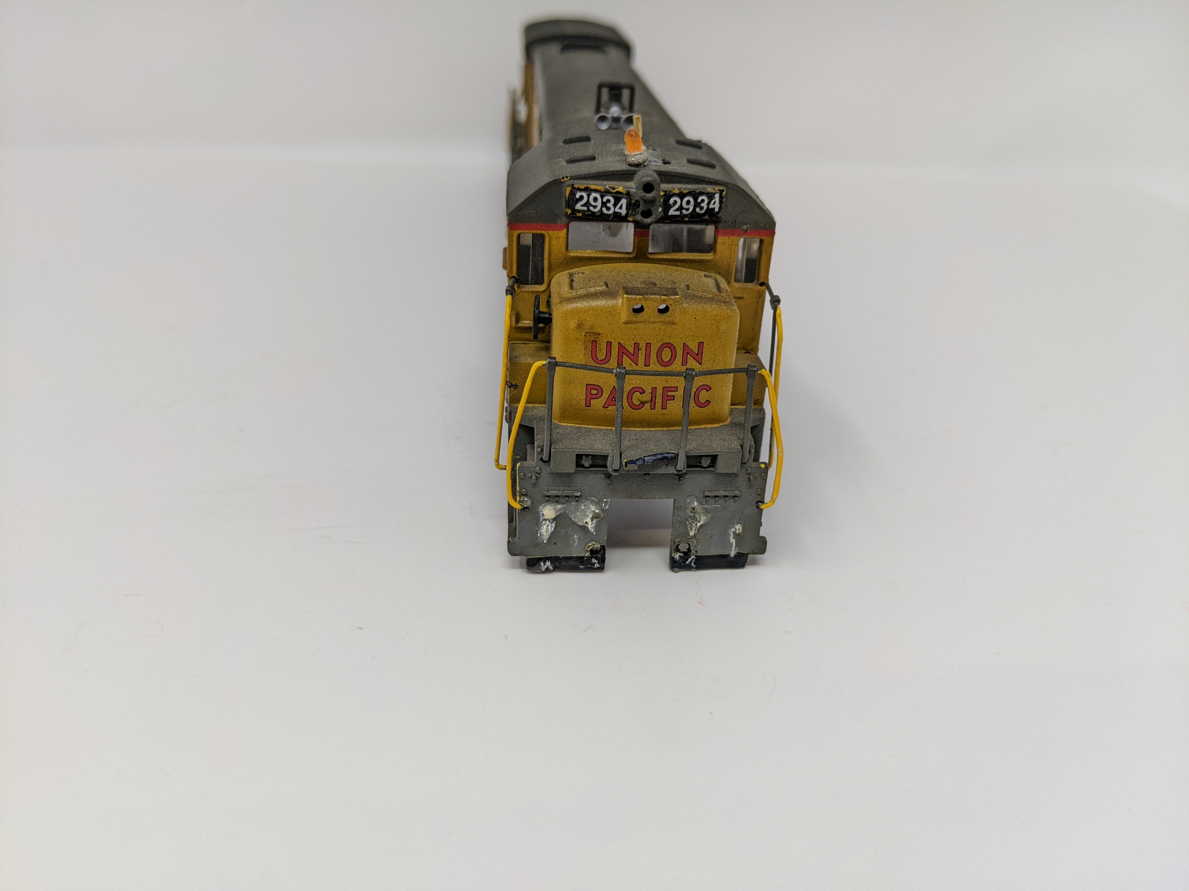 USED Athearn HO Scale, U30C Diesel Locomotive, Union Pacific #2934, Custom, Needs Work