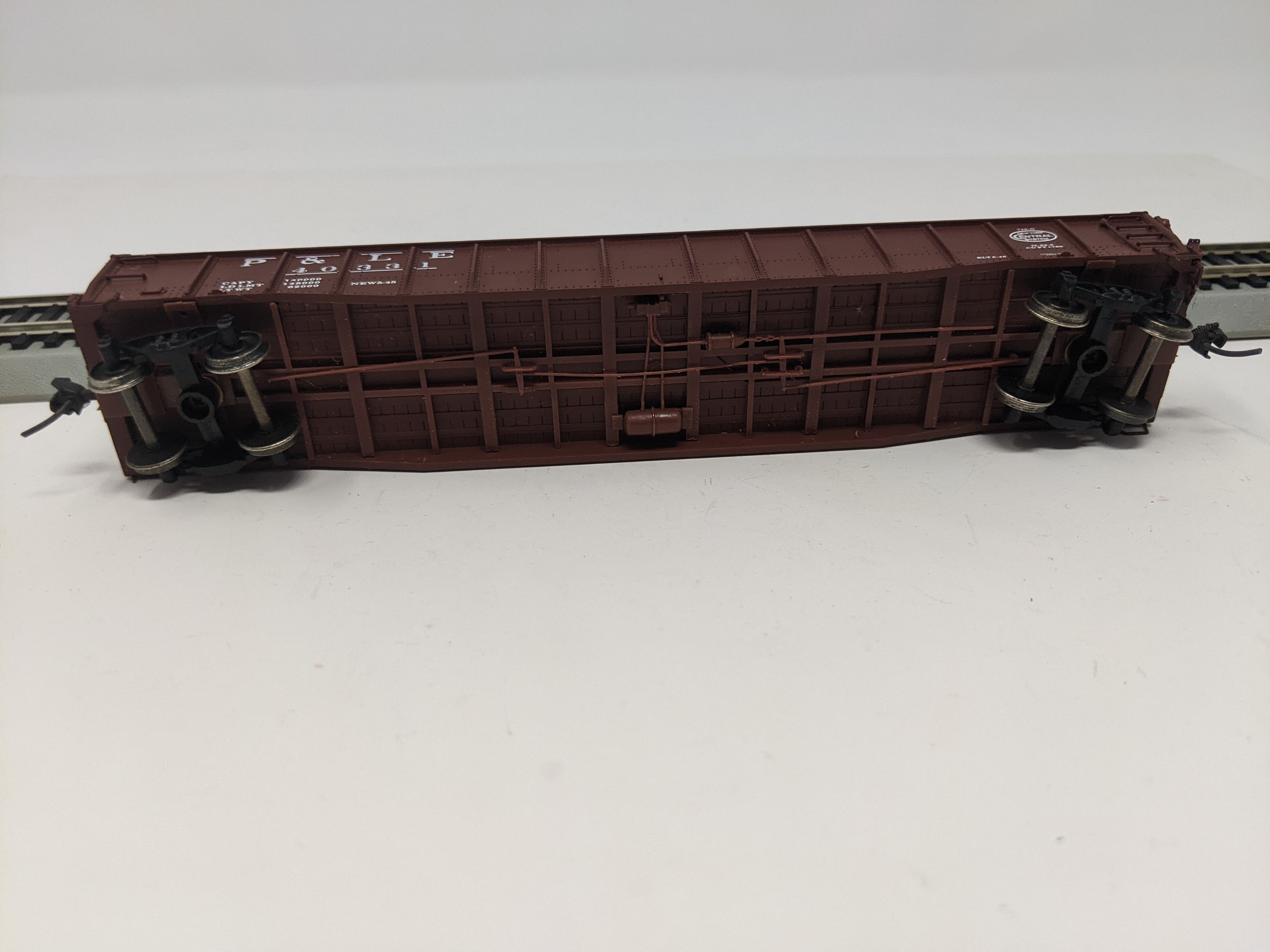 USED Life-Like HO Scale, 52'6'' Drop End Mill Gondola P&LE #40331, Read Description