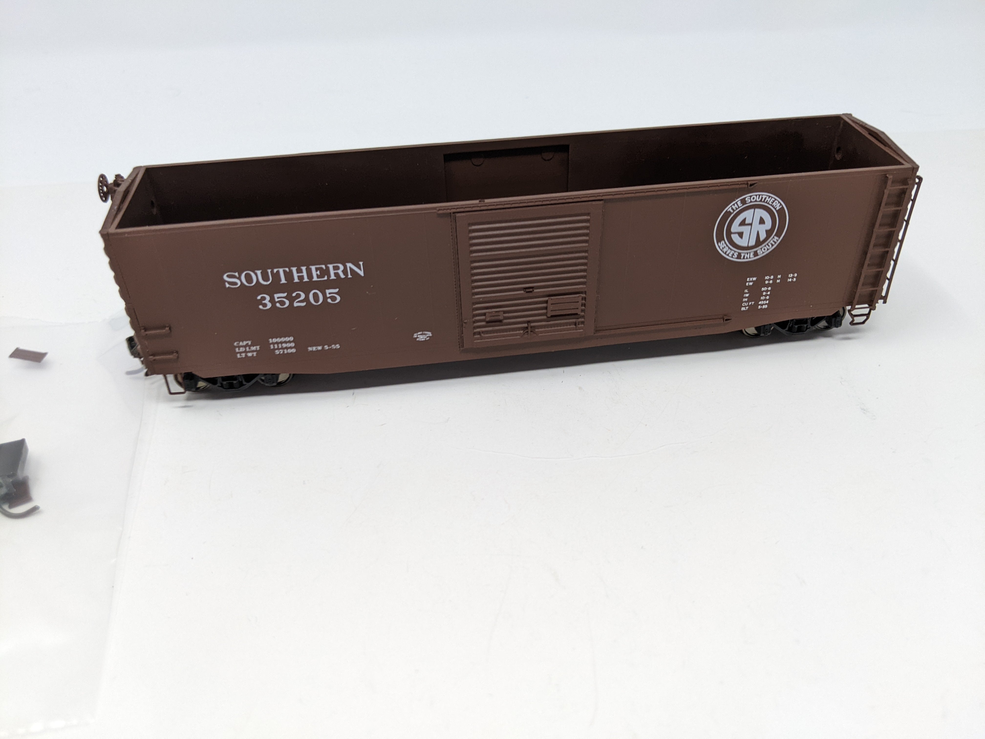 USED Intermountain HO Scale, PS-1 50' Box Car, Southern #35205, Read Description