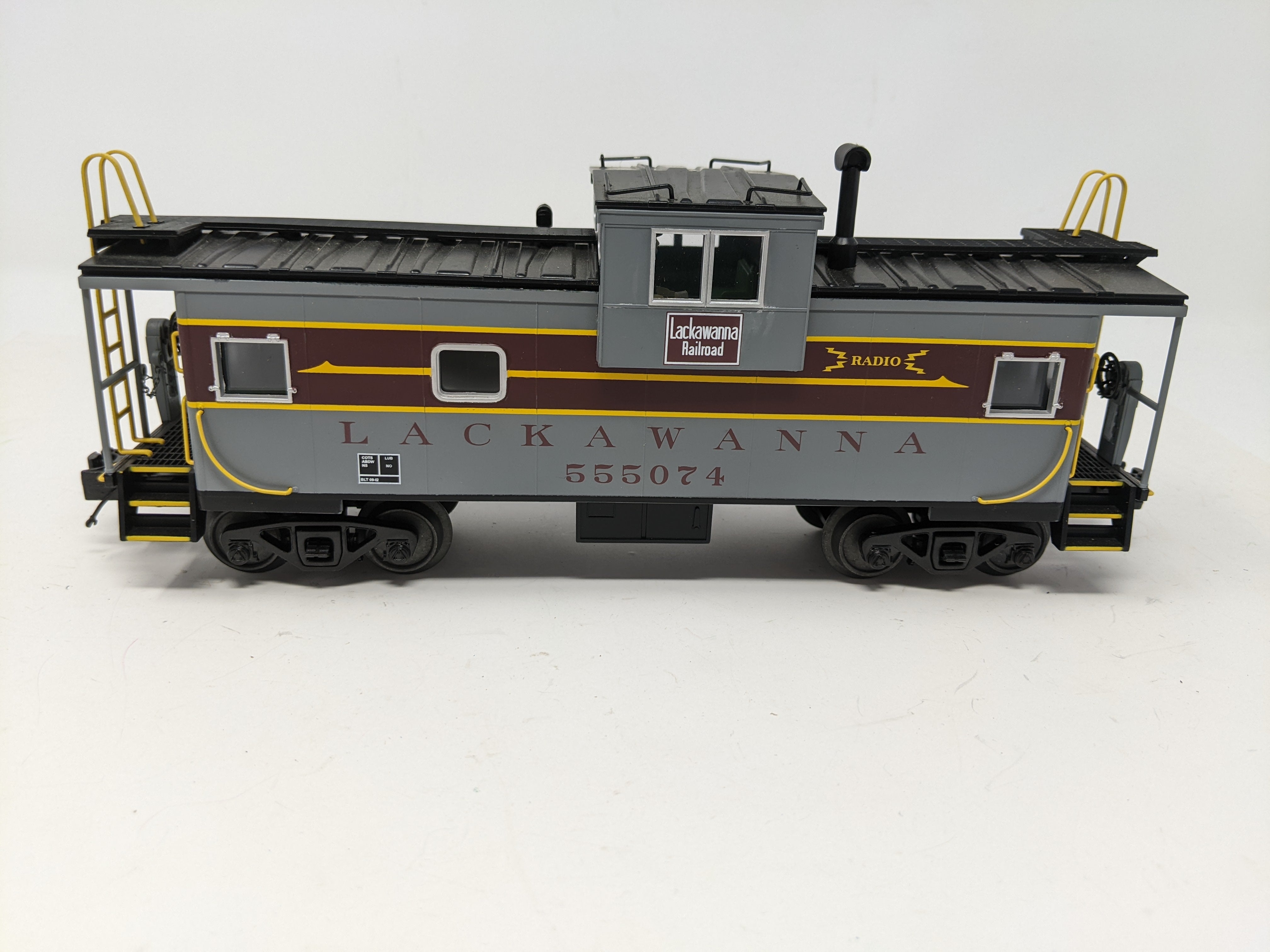 USED MTH Premier 20-91395 O, Extended Vision Caboose NS Heritage Series, Lackawanna #555074